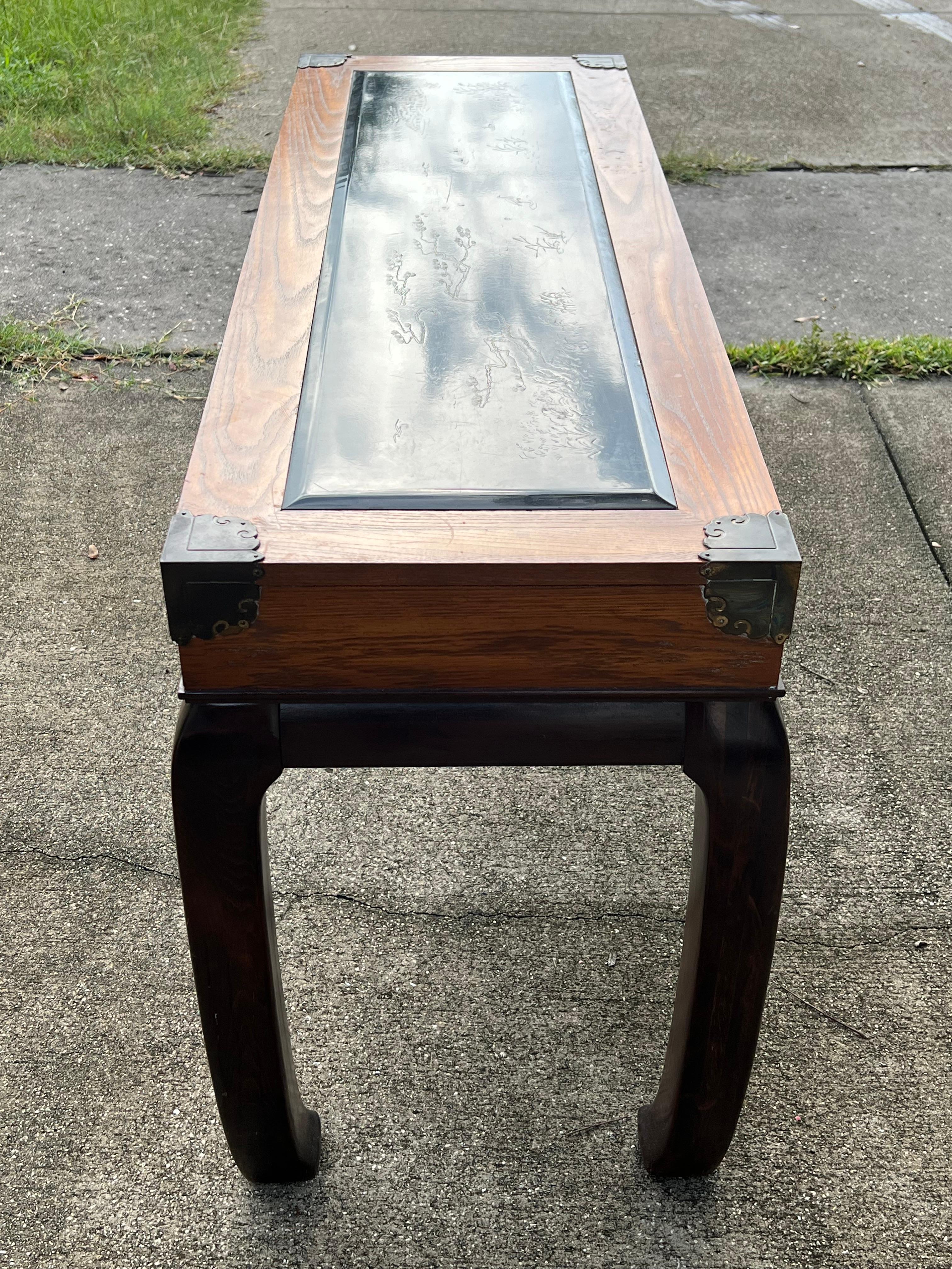 Mesa Consola Chinoiserie De Bassett Ca' 1970's Con Inserto De Cristal Grabado en venta 1