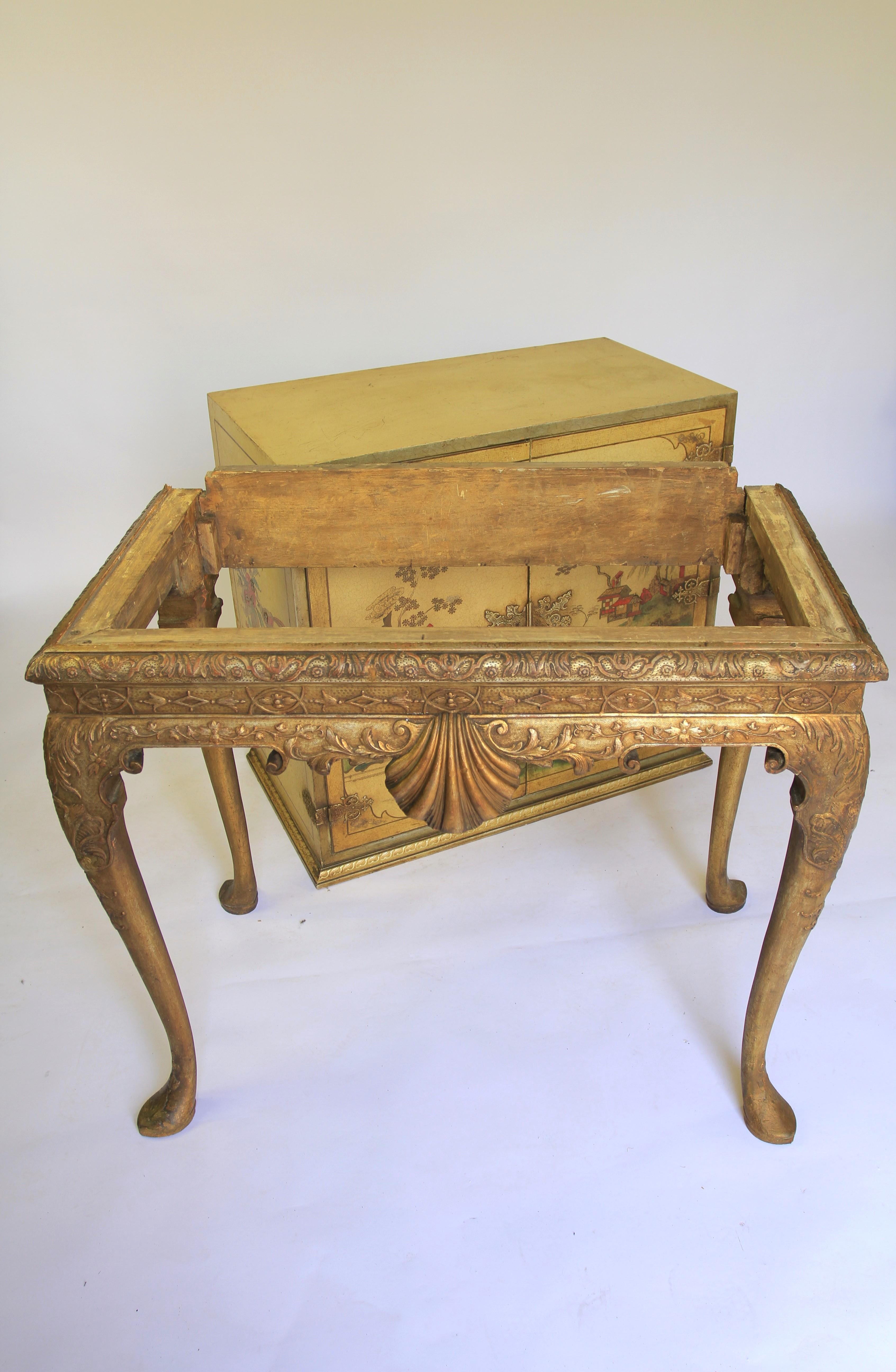 Chinoiserie decorated Cocktail cabinet on stand For Sale 3