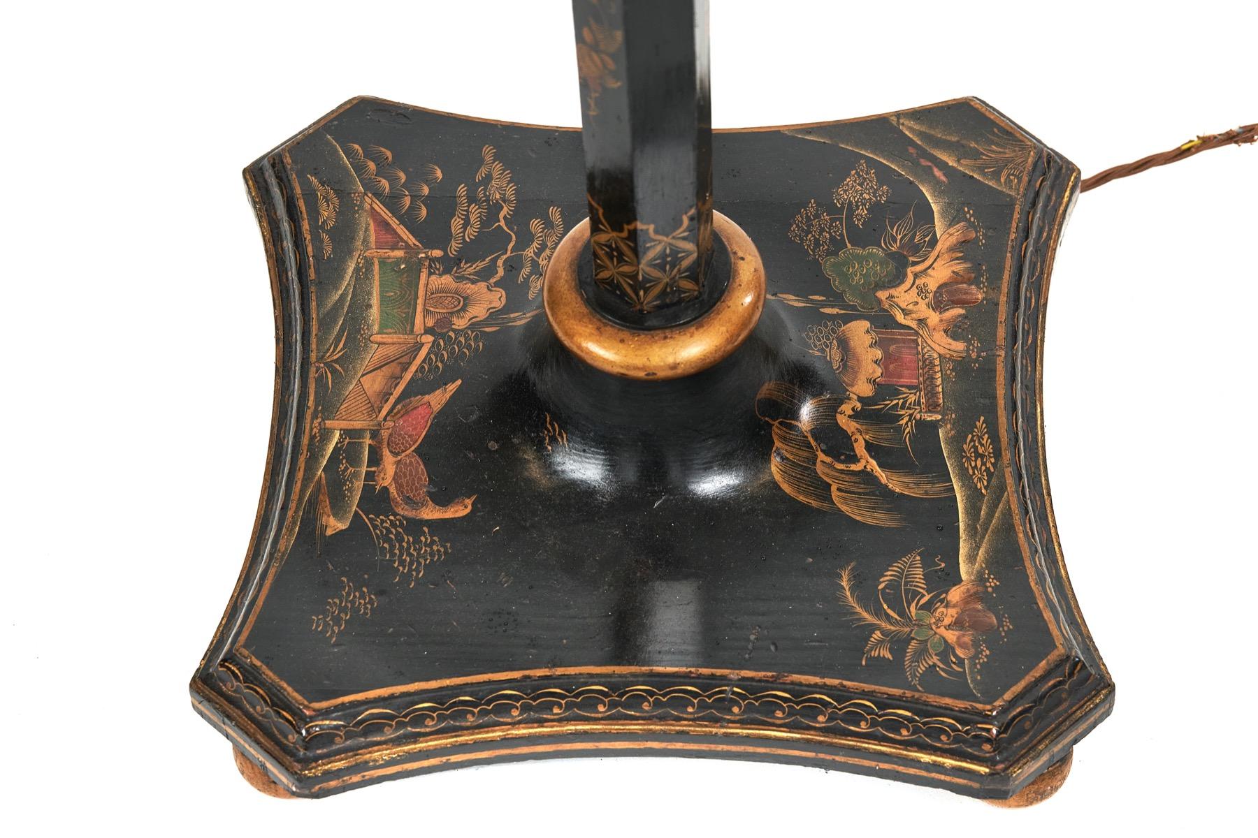 Chinoiserie Decorated Standard Lamp circa 1930s[A] In Good Condition For Sale In Dereham, GB