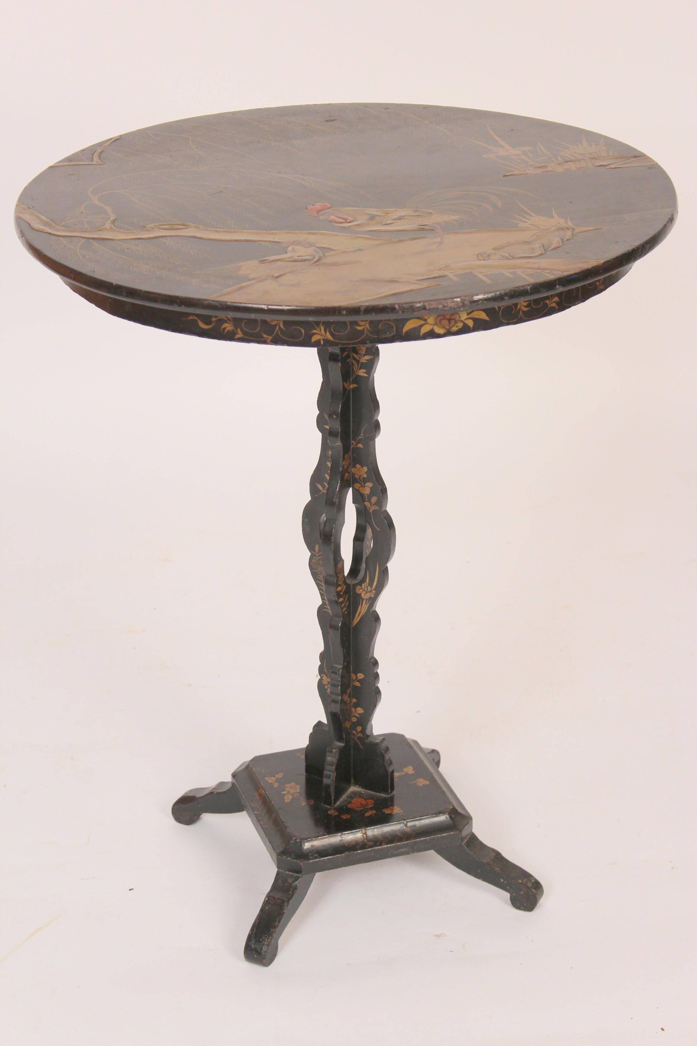 Chinese Chinoiserie Decorated Tilt Top Table