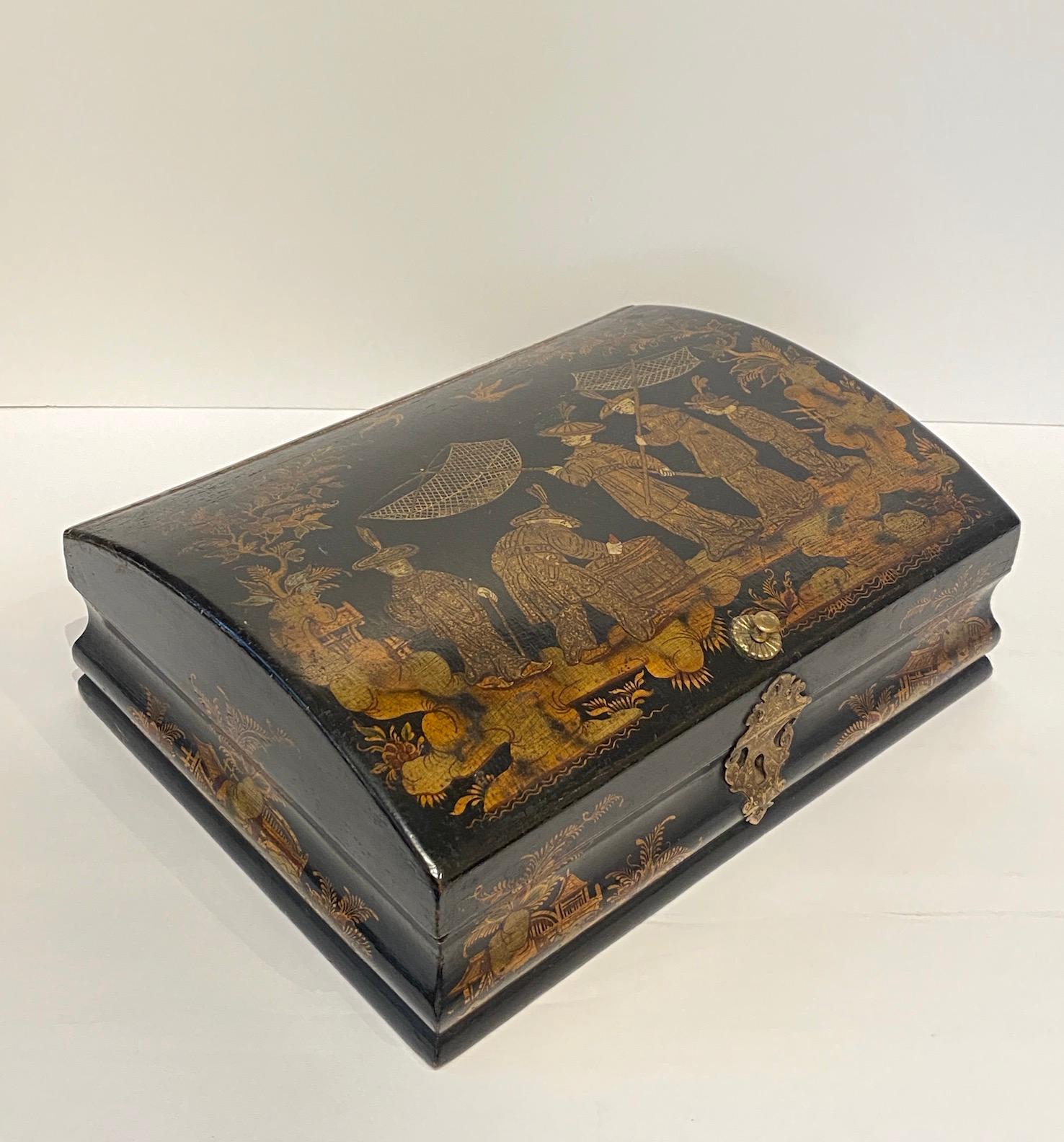 Lacquered Chinoiserie Decorated Wig Box For Sale
