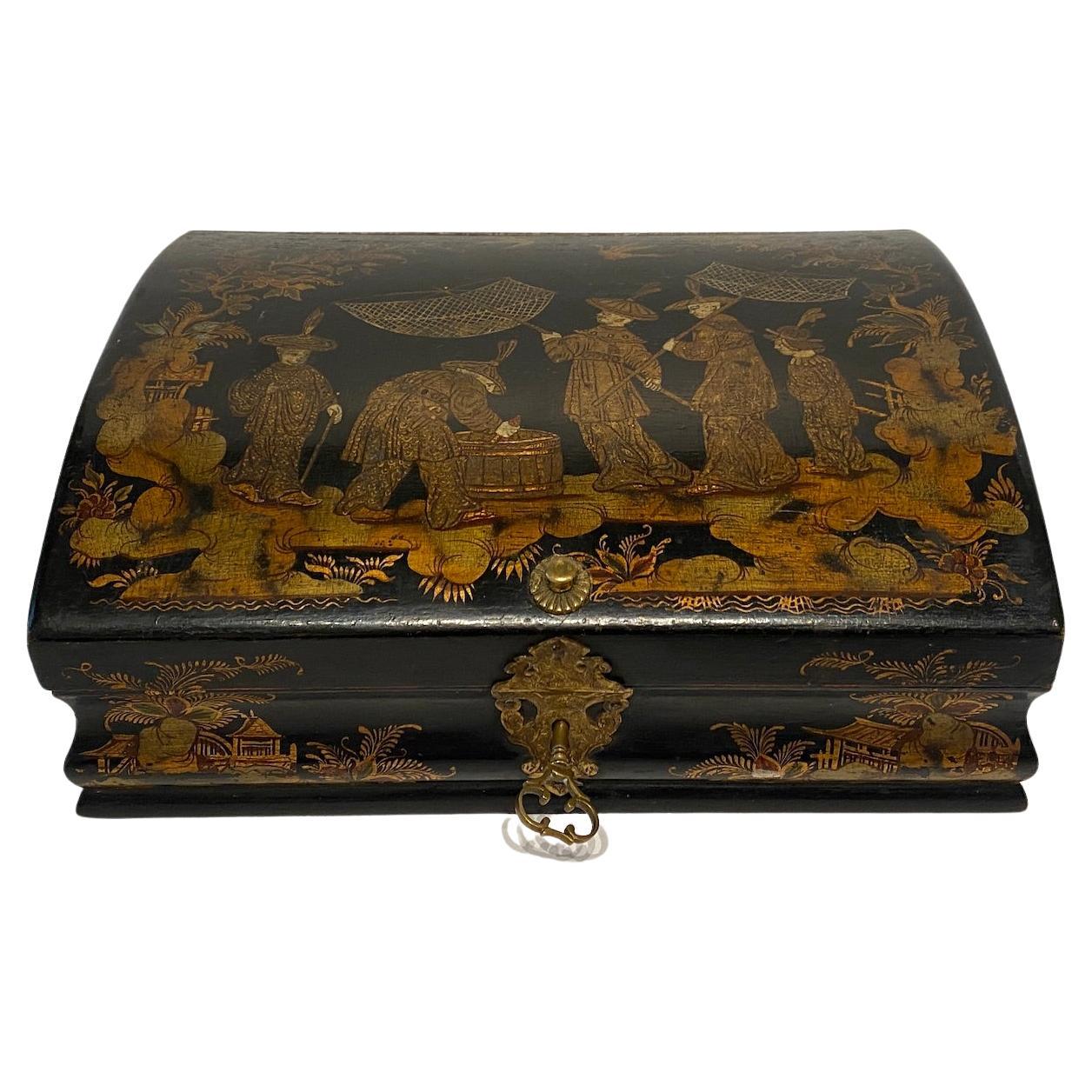 Chinoiserie Decorated Wig Box For Sale