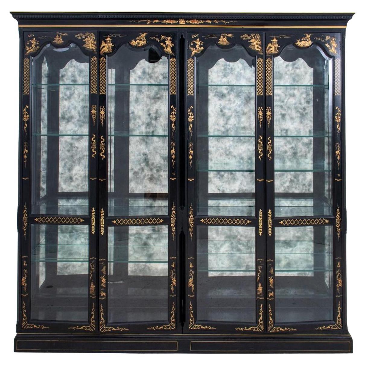  Chinoiserie Display Cabinet / Hand Gilt Black Lacquered Wood Vitrine For Sale