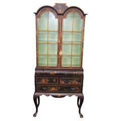 Vaisselier chinois ébonisé et décoré à la peinture de style géorgien des années 1960