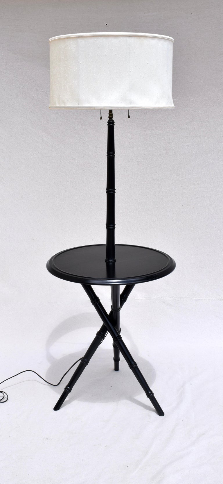 20th Century Chinoiserie End Table Floor Lamp For Sale
