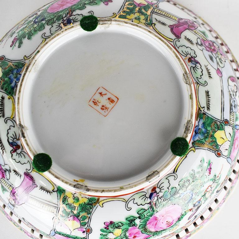 20th Century Chinoiserie Famille Rose Pink Pierced Ceramic Bowl with Botanical Motif