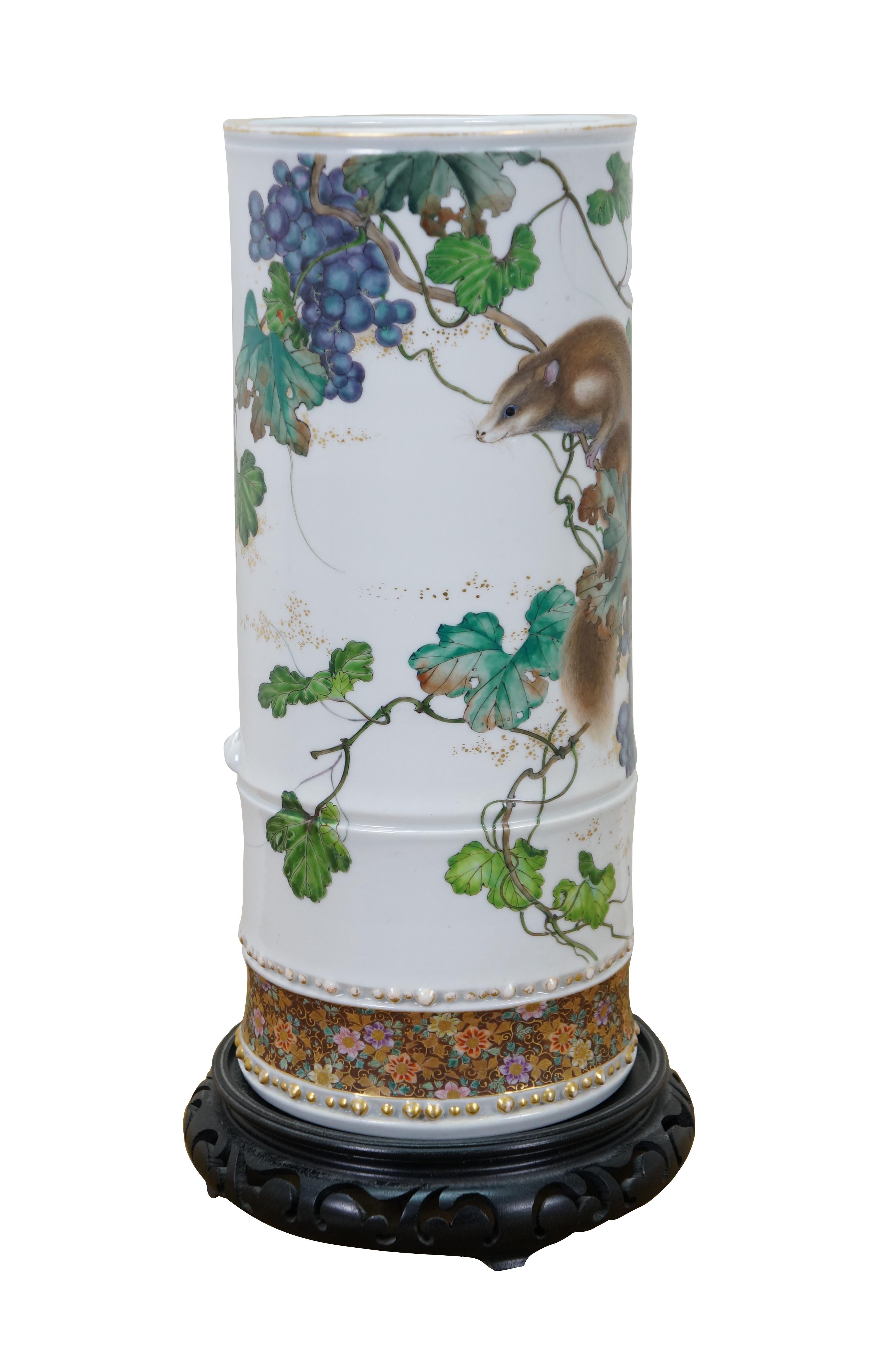 Chinese Chinoiserie Famille Rose Porcelain Cylidrical Squirrel Grapevine Vase 14
