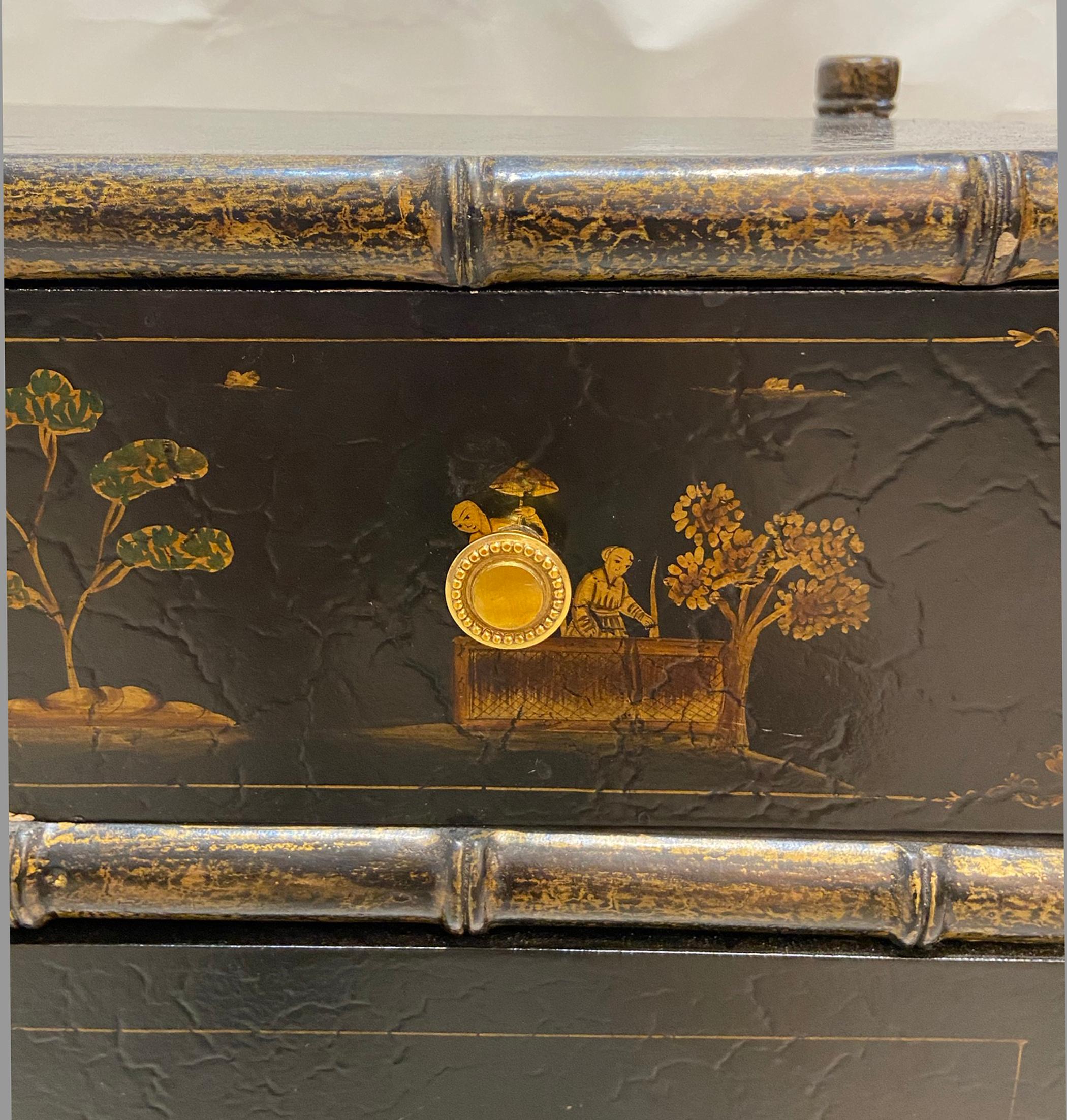 Chinoiserie Faux Bamboo Stand In Good Condition In West Palm Beach, FL