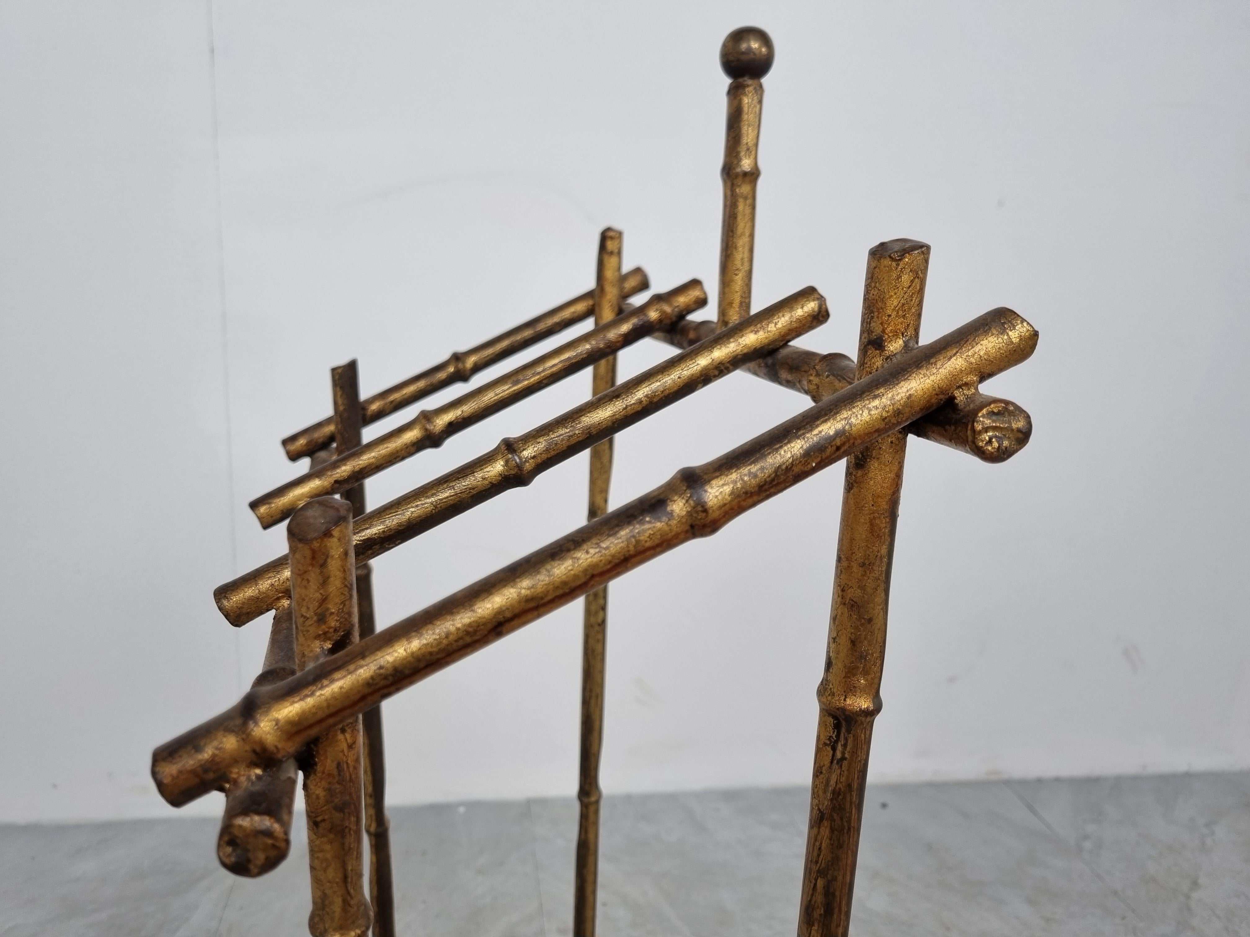 Chinoiserie Faux Bamboo Umbrella Stand, 1960s For Sale 3