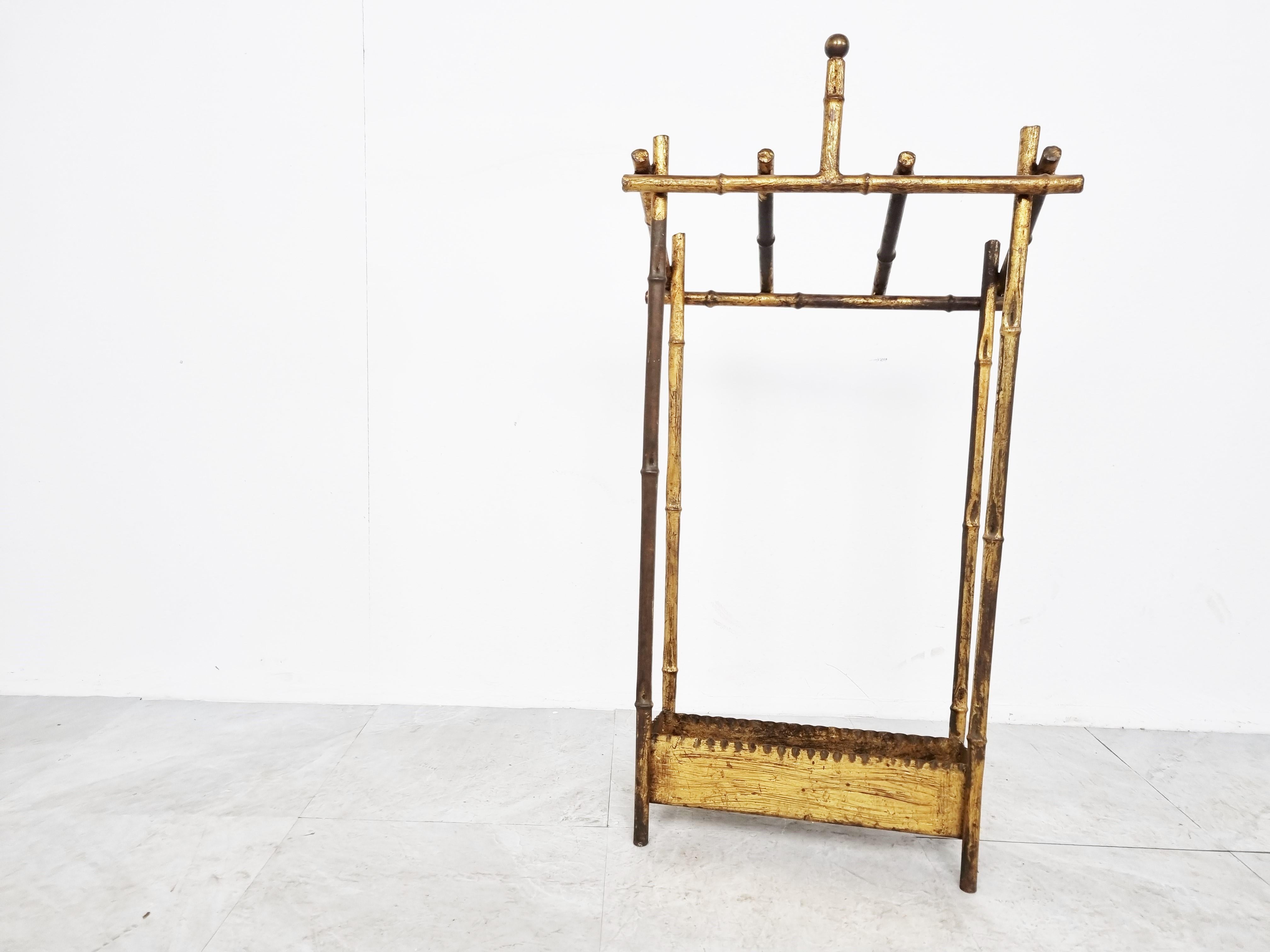 Mid-20th Century Chinoiserie Faux Bamboo Umbrella Stand, 1960s For Sale
