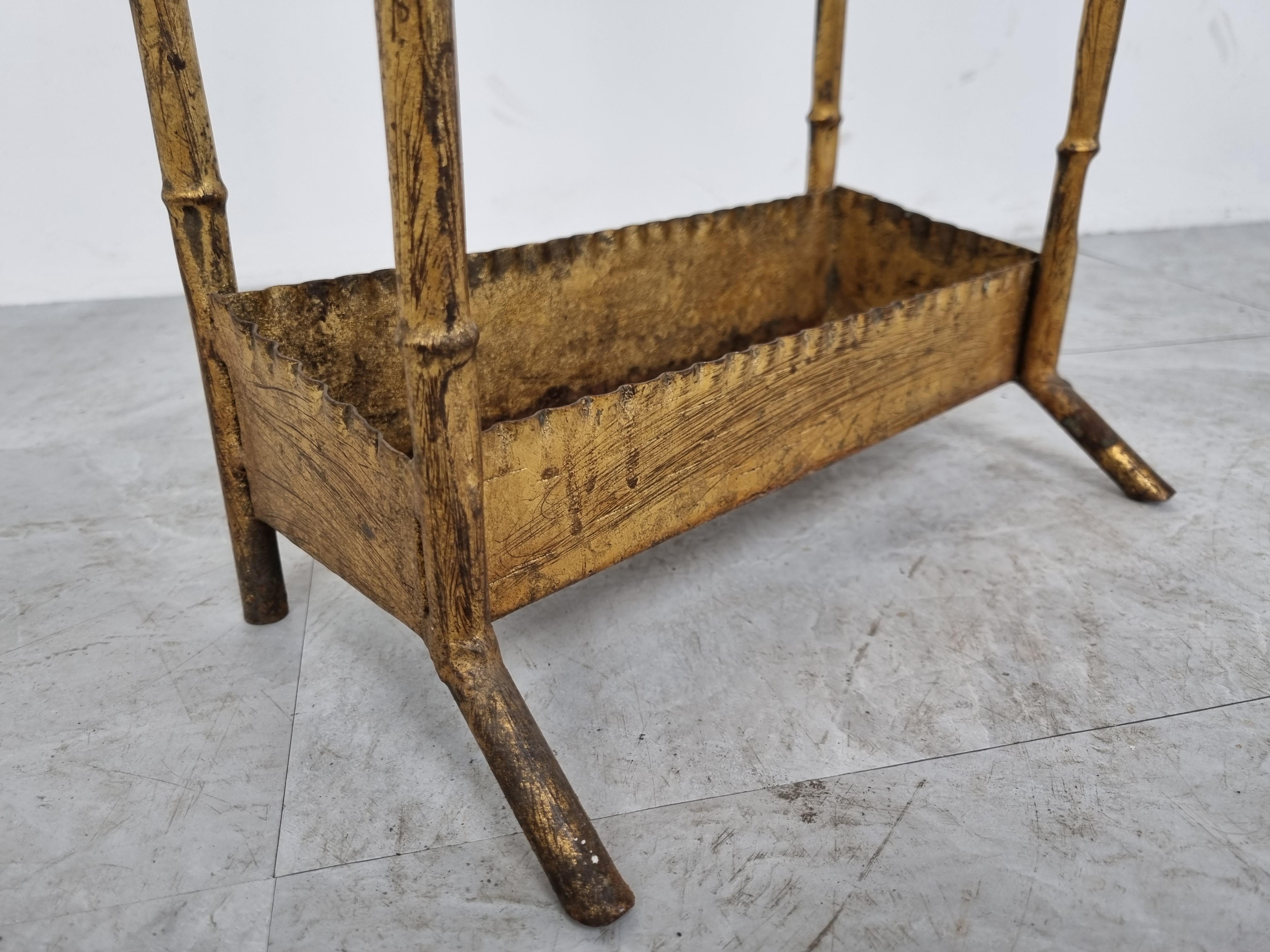 Chinoiserie Faux Bamboo Umbrella Stand, 1960s For Sale 1