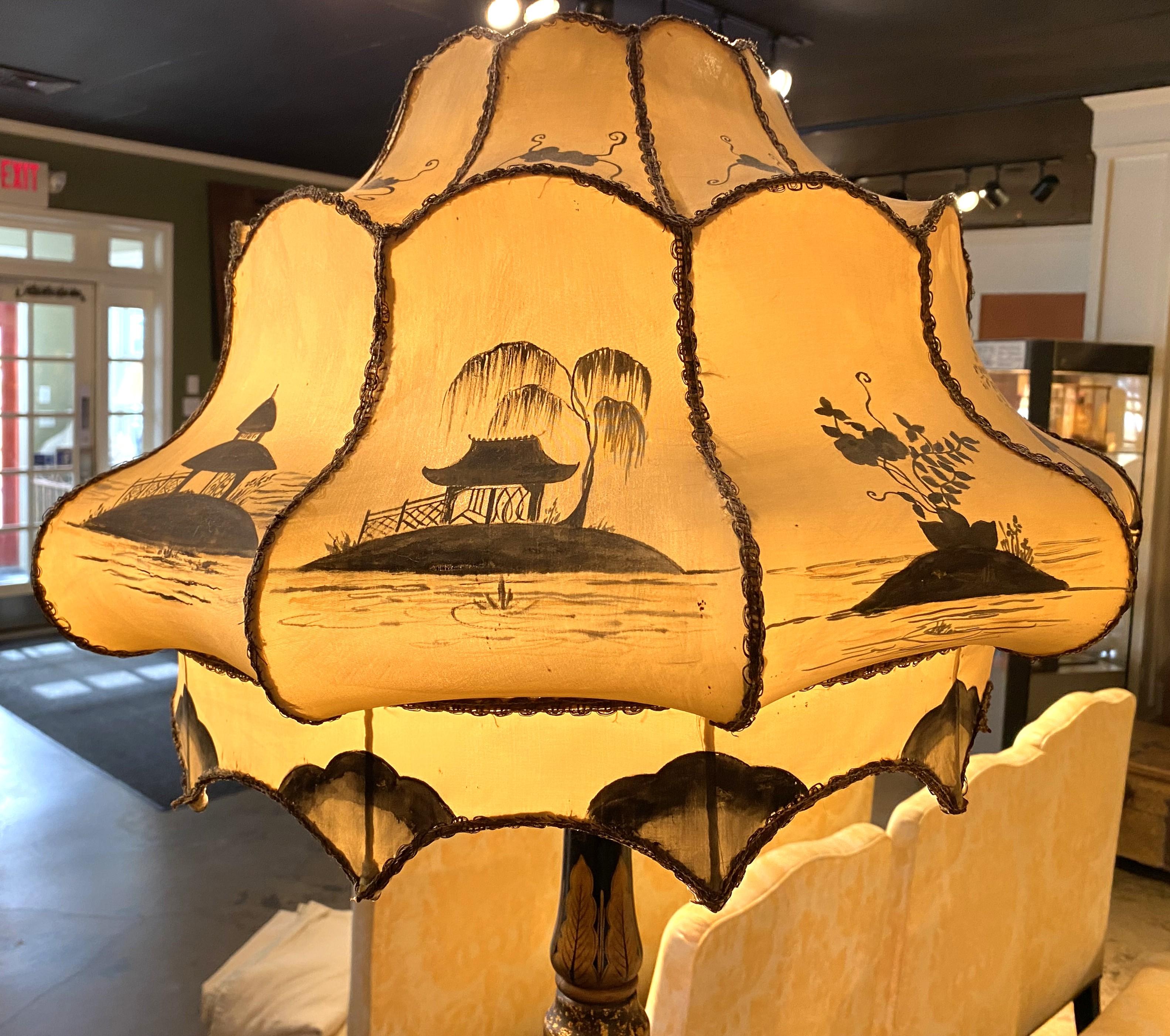 Chinoiserie Floor Lamp with Table Base & Linen Painted Shade For Sale 3