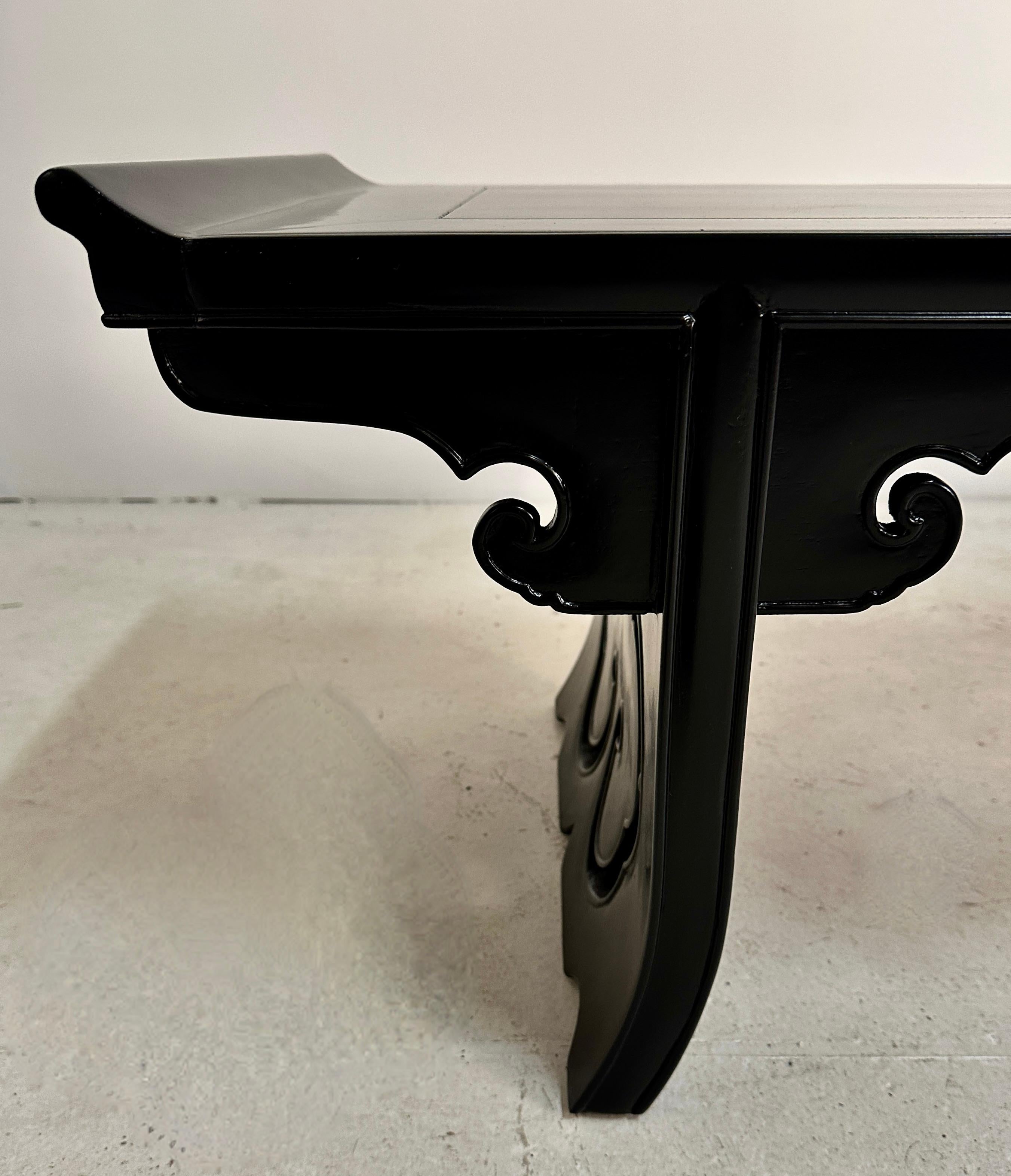 Bois Banc Chinoiserie Form A en laque noire, USA c 1950s en vente