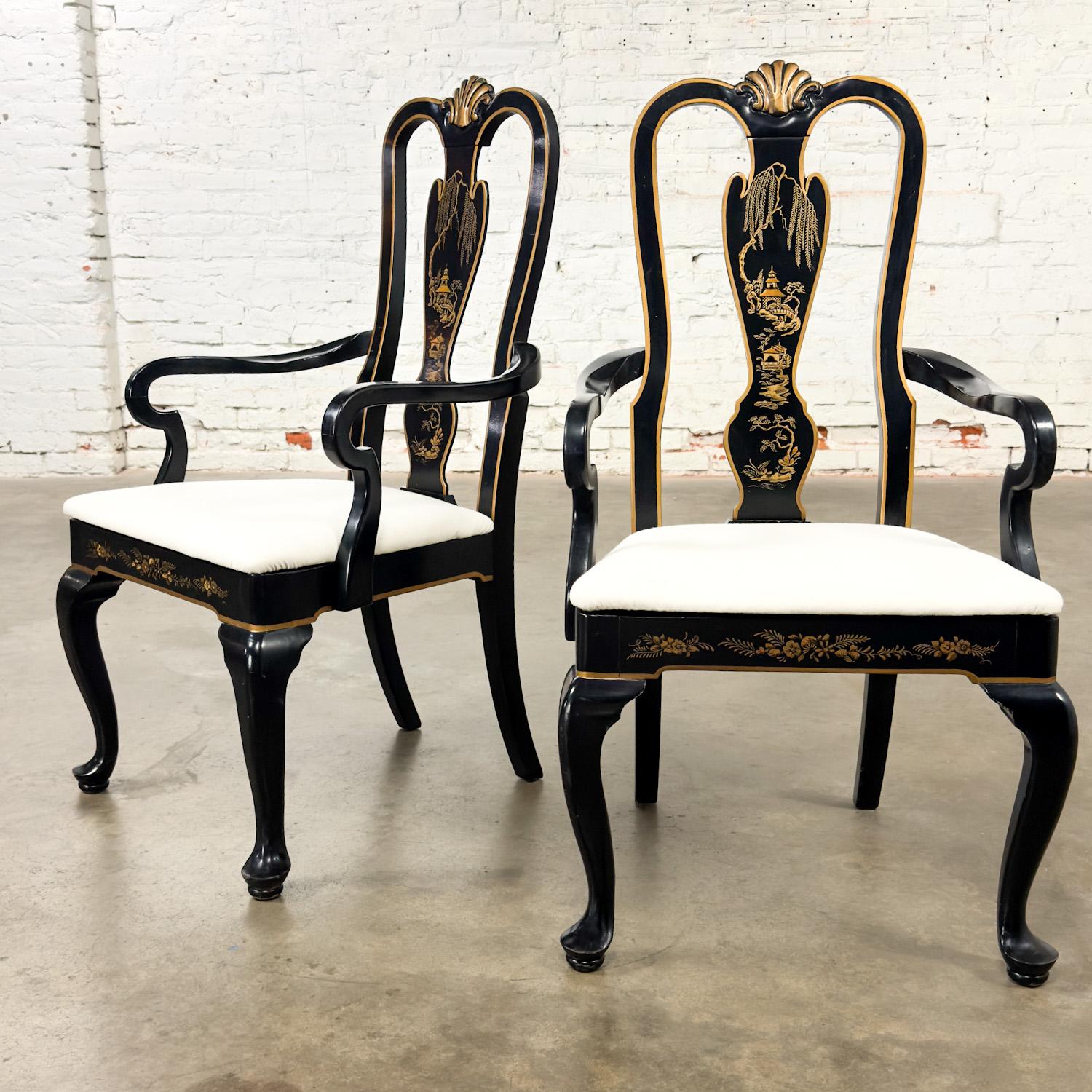 Paar Host & Hostess-Sessel im georgianischen Chinoiserie-Stil mit schwarzen Lackrahmen (Lackiert) im Angebot