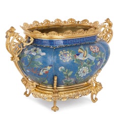 Jardinière chinoiseries en bronze doré et émail cloisonné montée