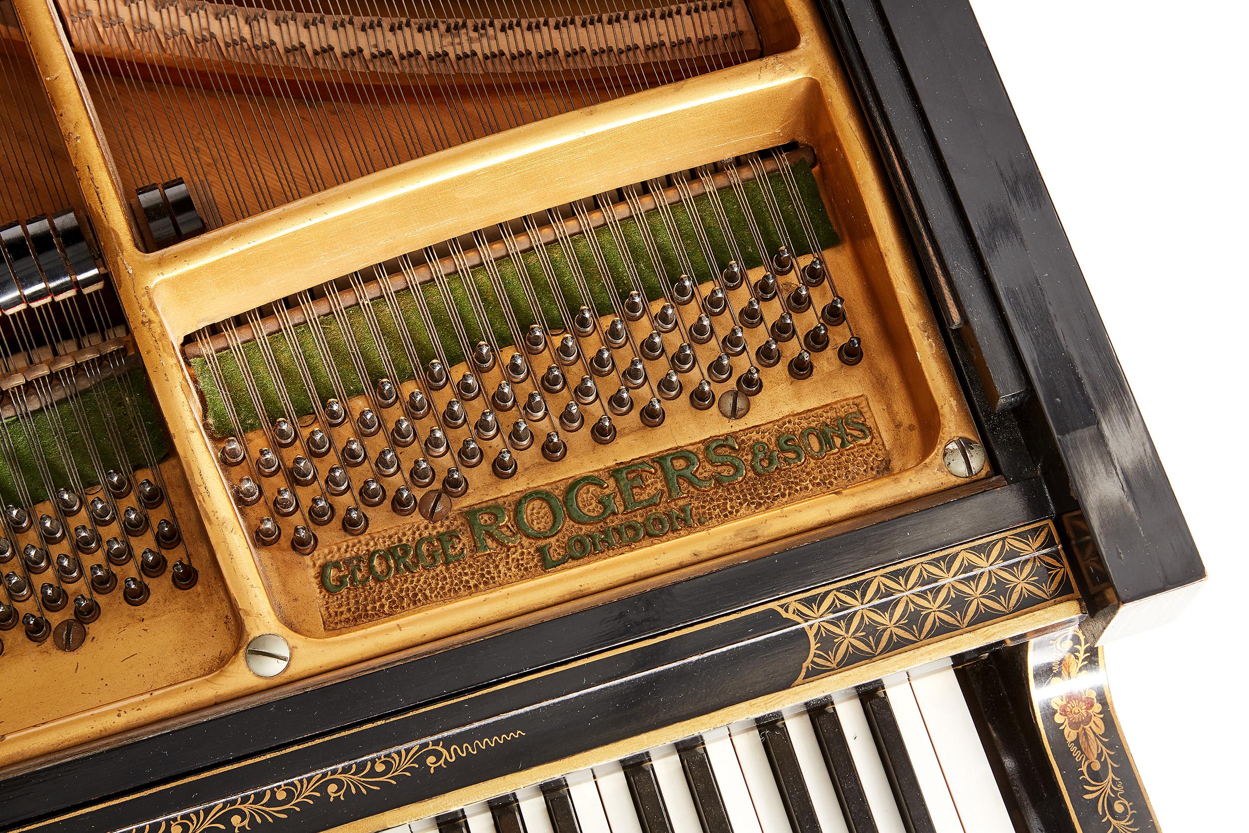 Metà XX secolo Pianoforte a coda Chinoiserie di Rogers and Sons Londra in vendita