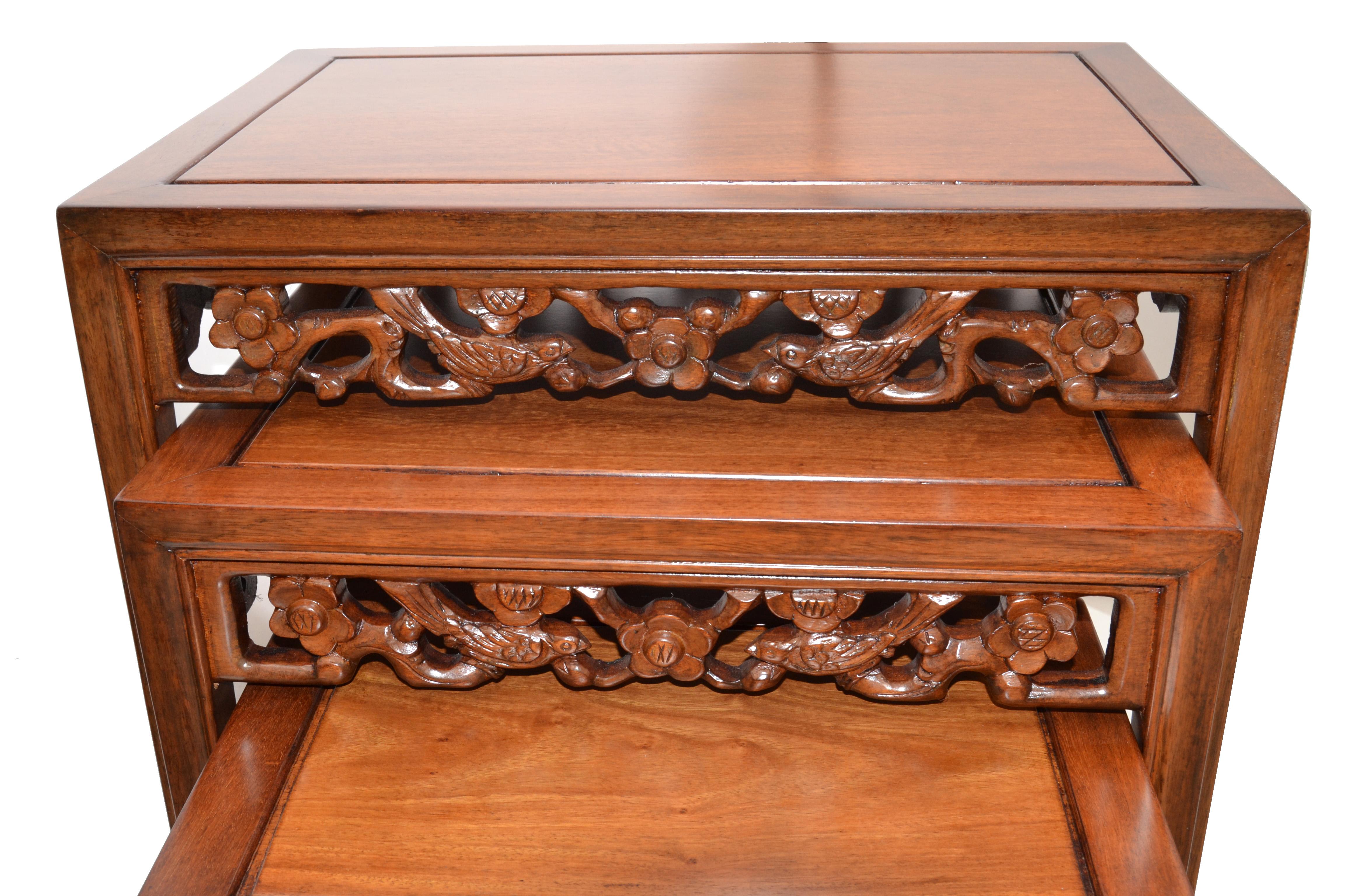 Chinoiserie Hand Carved Asian Wood Nesting Tables or Stacking Tables, Set of 4 In Good Condition For Sale In Miami, FL