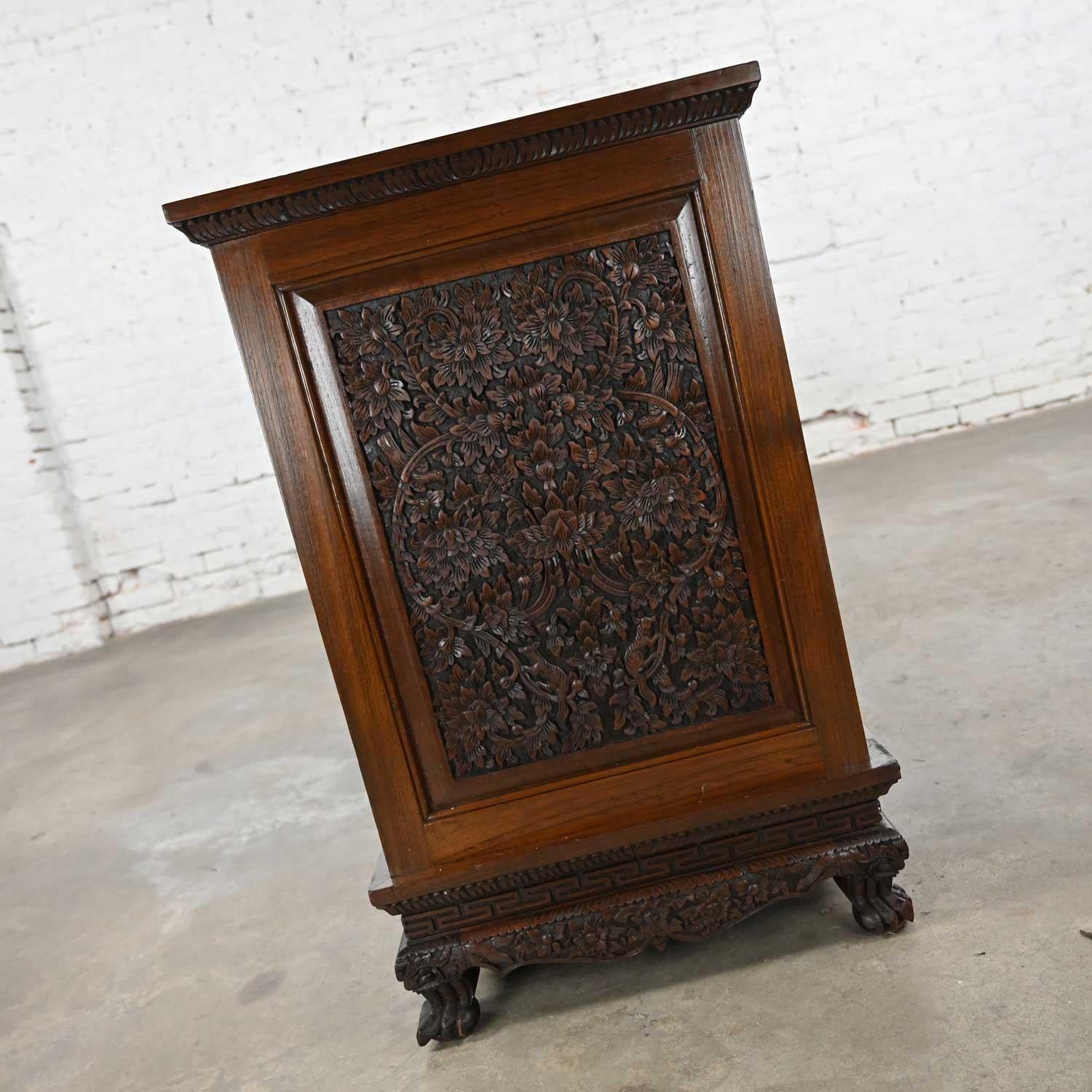 Chinoiserie Hand Carved Rosewood Credenza Buffet Cabinet from Bangkok Thailand 5
