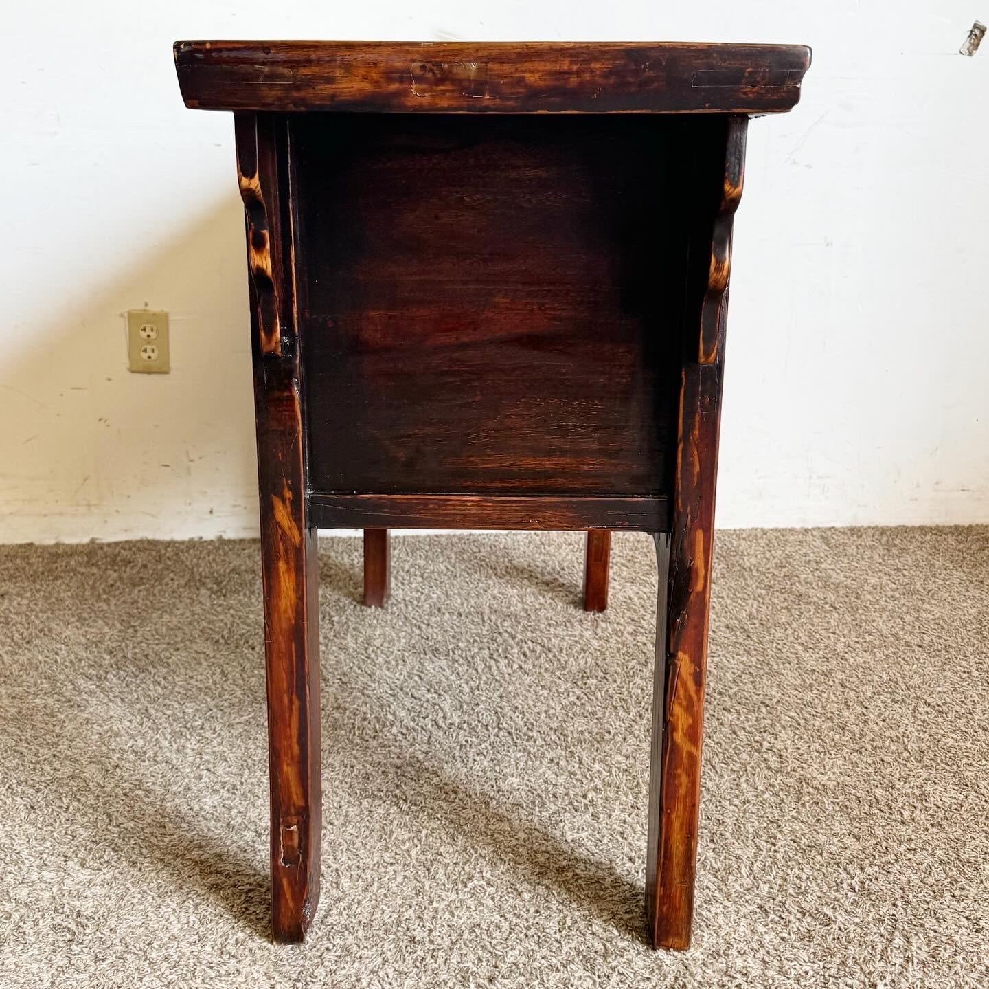 Legno Tavola laterale/console intagliata a mano Chinoiserie in vendita