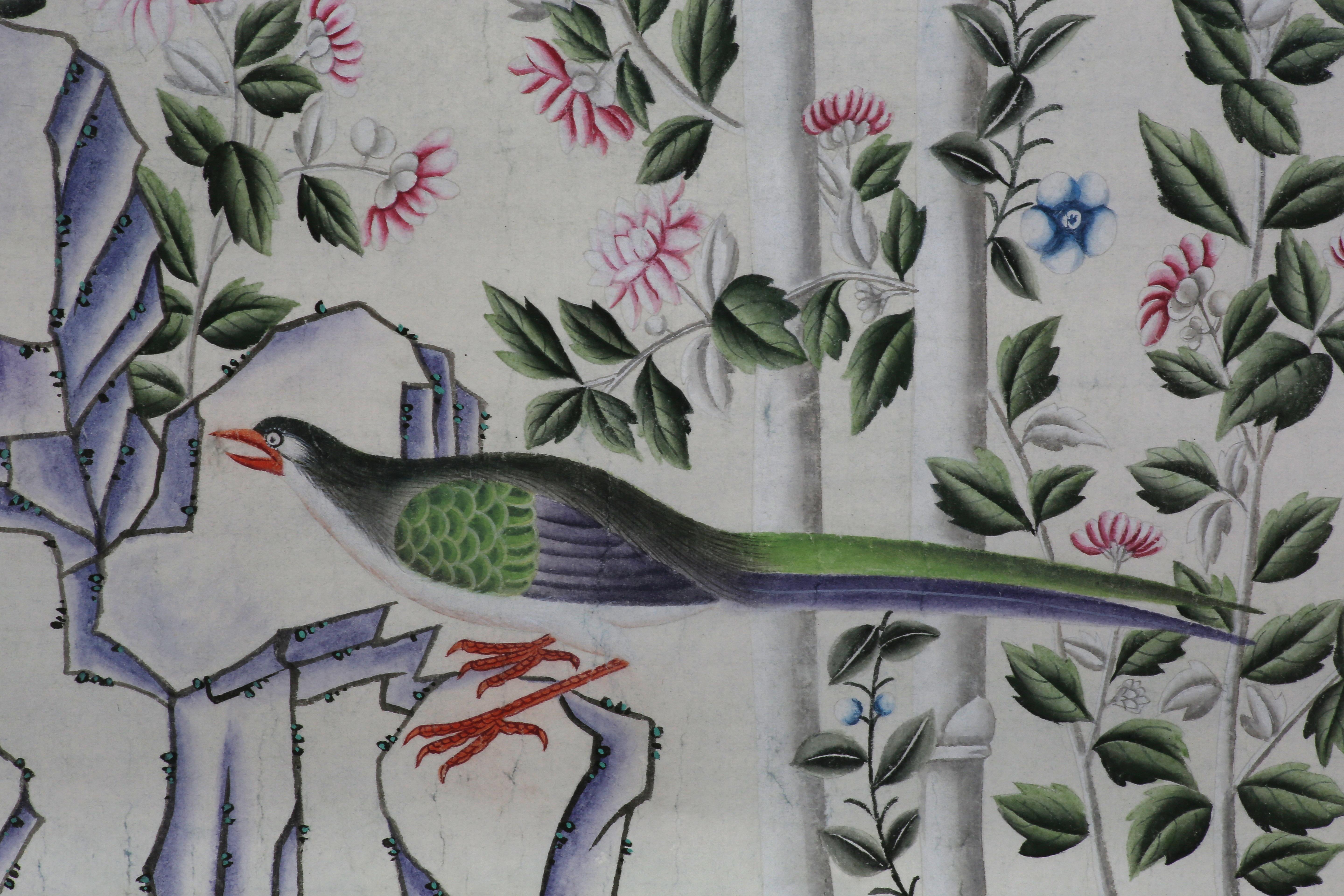 XXI secolo e contemporaneo Carta da parati dipinta a mano Chinoiserie con uccelli in un giardino in vendita