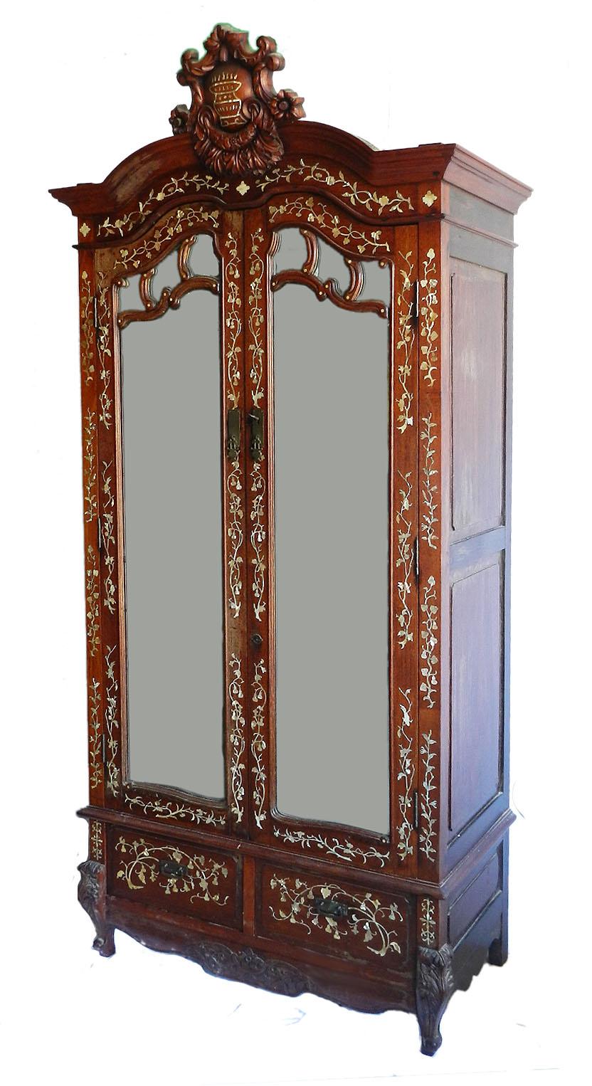 19th century armoire inlaid chinoiserie with mirror doors
Stunning Chinese wardrobe very rare find and in very good condition for its age
This will take a sideways hanging rail if required 46cms 18.11ins Deep
Shelves are removable and adjustable