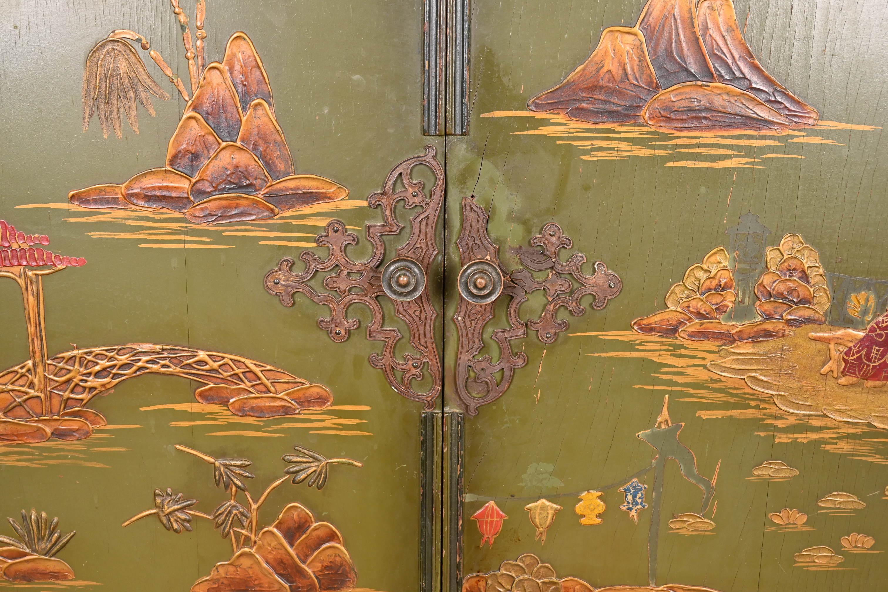 Chinoiserie Jacobean Green Lacquered Hand Painted Bookcase or Bar Cabinet, 1920s 4