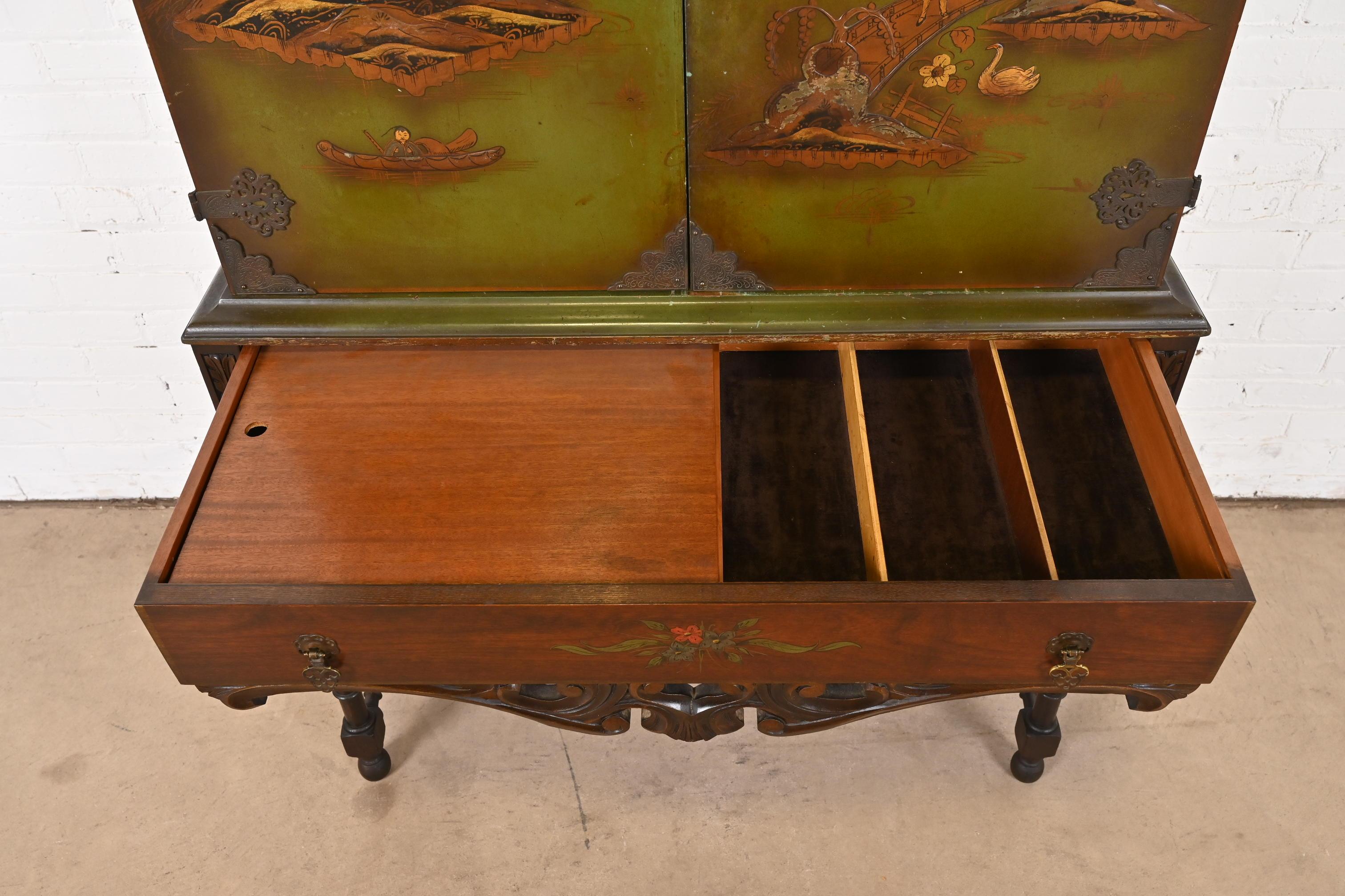 Chinoiserie Jacobean Hand Painted Bookcase or Bar Cabinet, Circa 1920s For Sale 1