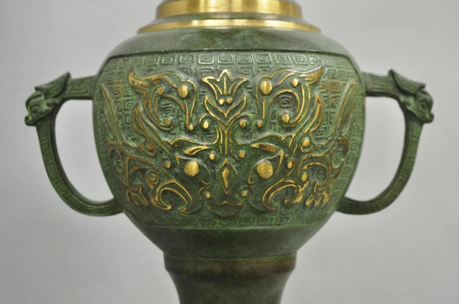 Chinoiserie James Mont Style Green Bronze Chinese Foo Dog Table Lamps - a Pair For Sale 6