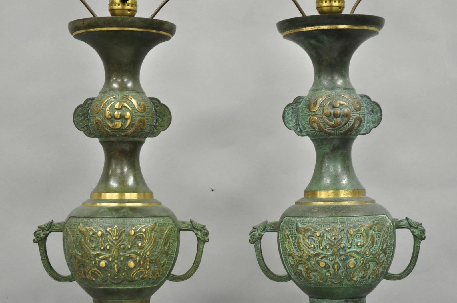 Chinoiserie James Mont Style Green Bronze Chinese Foo Dog Table Lamps - a Pair For Sale 1