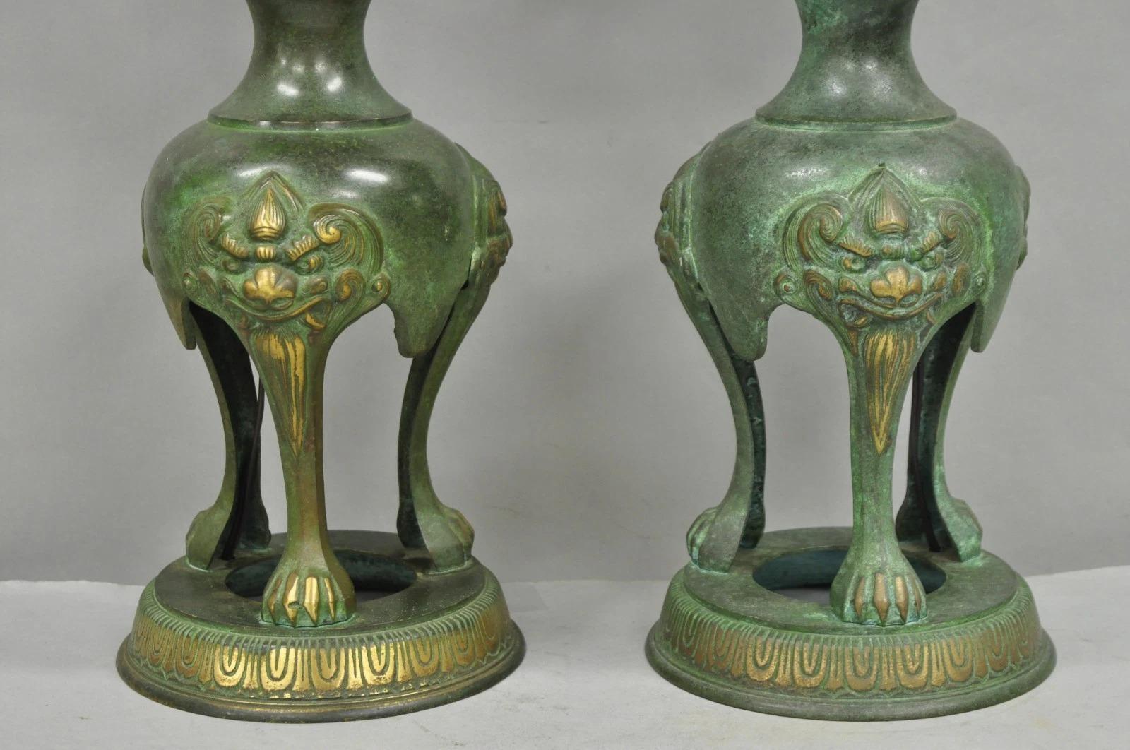 Chinoiserie James Mont Style Green Bronze Chinese Foo Dog Table Lamps - a Pair For Sale 2