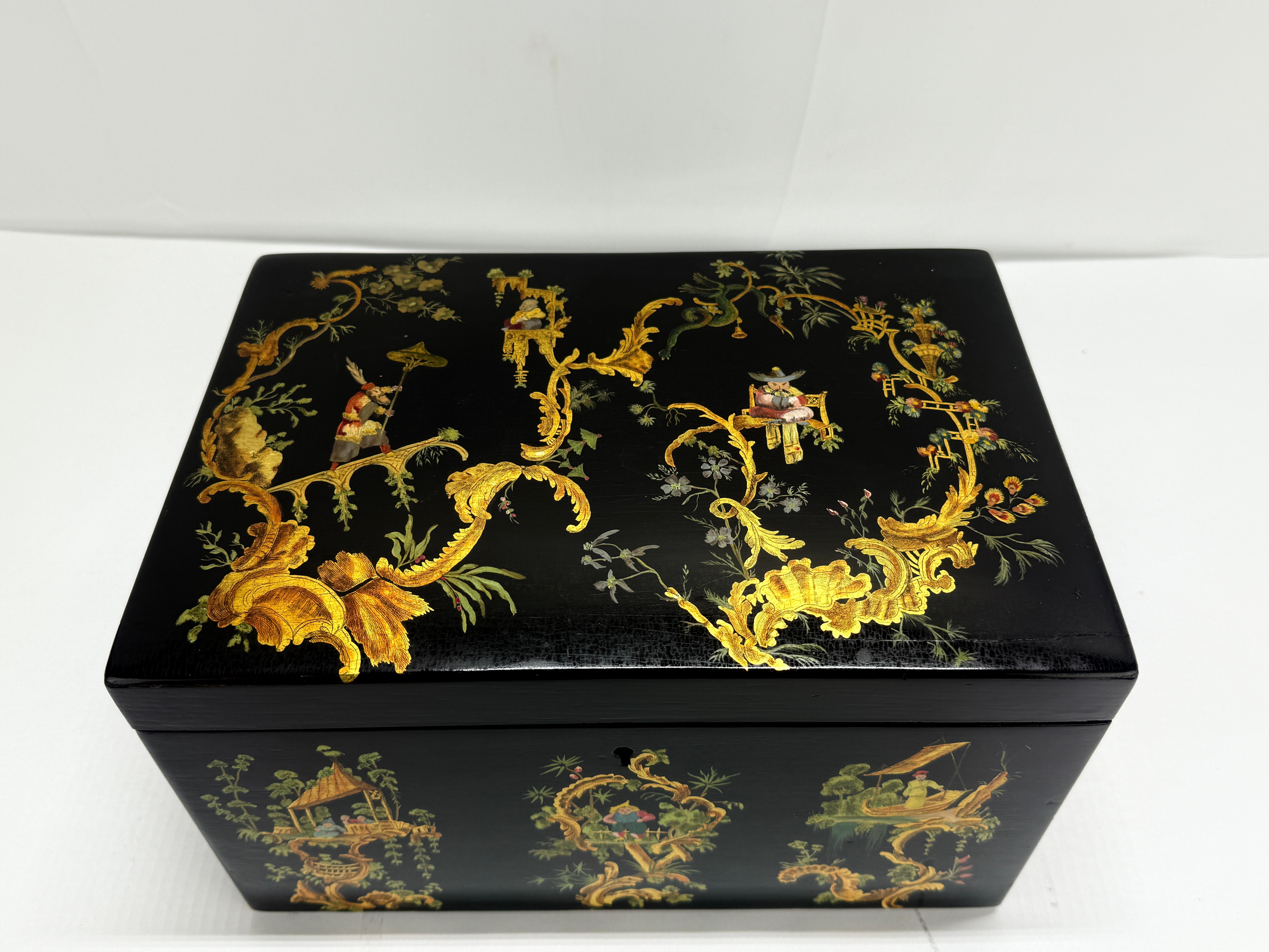 Cineserie Scatola Humidor con scamosciatura Chinoiserie Inghilterra, inizio-metà del XX secolo in vendita