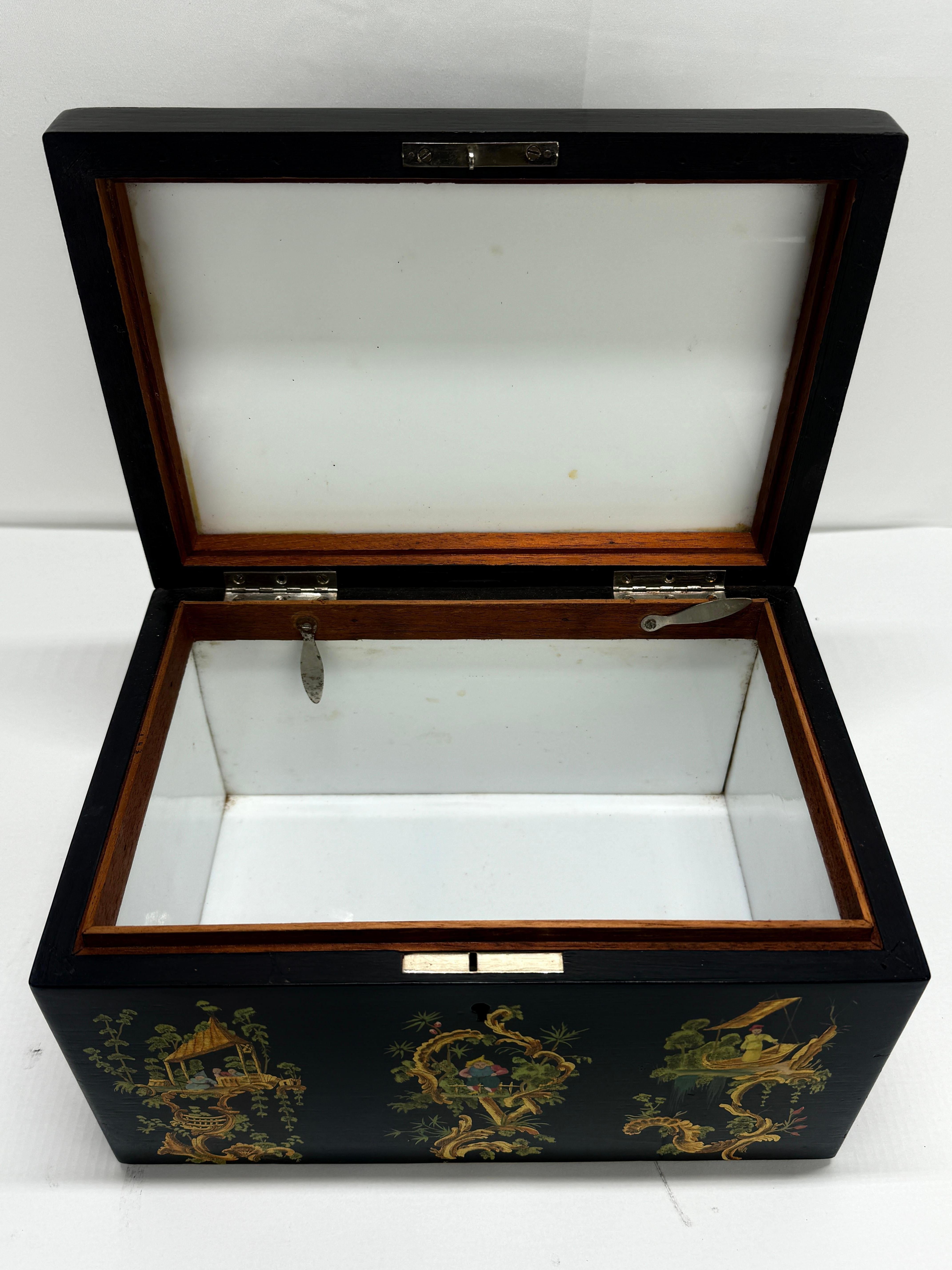 Scatola Humidor con scamosciatura Chinoiserie Inghilterra, inizio-metà del XX secolo in vendita 2