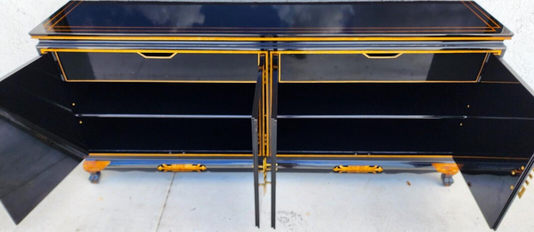 Chinoiserie Lacquered Buffet Gilded Asian Vintage 6