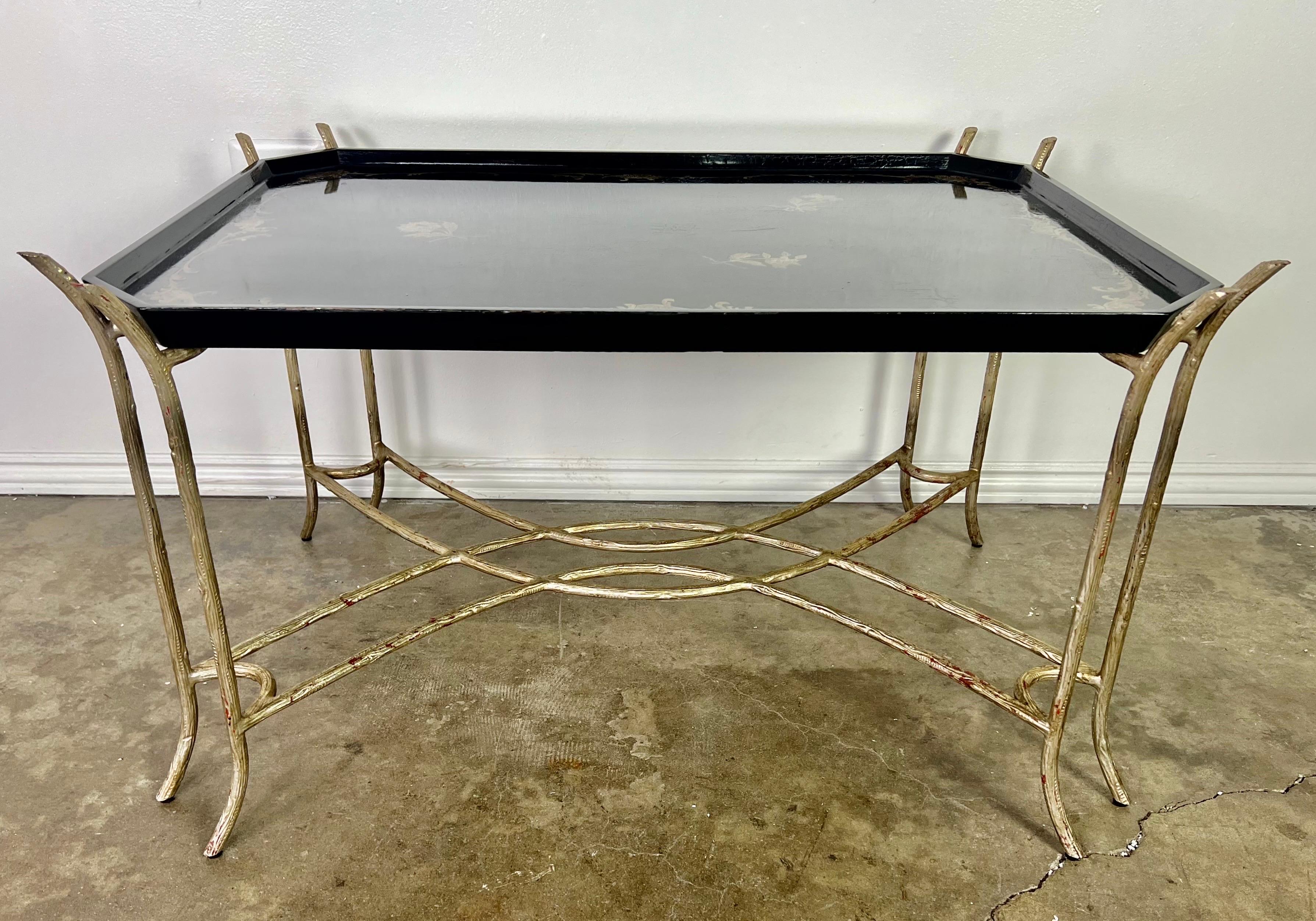 Mid-Century Modern Chinoiserie Lacquered Tea Table on Metal Base by Ebanista For Sale