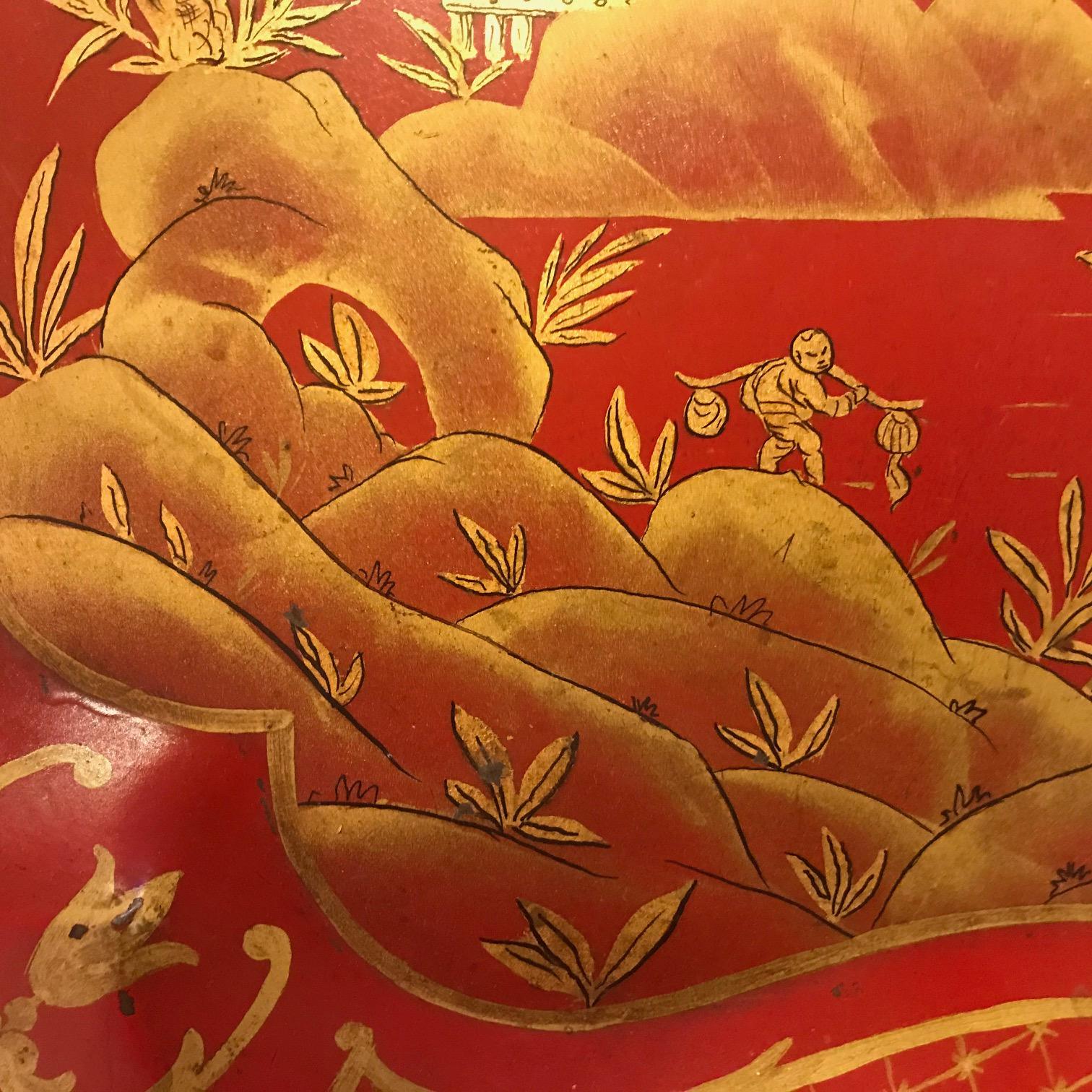 Chinoiserie Lackiertes Tablett aus Zinn im Angebot 4