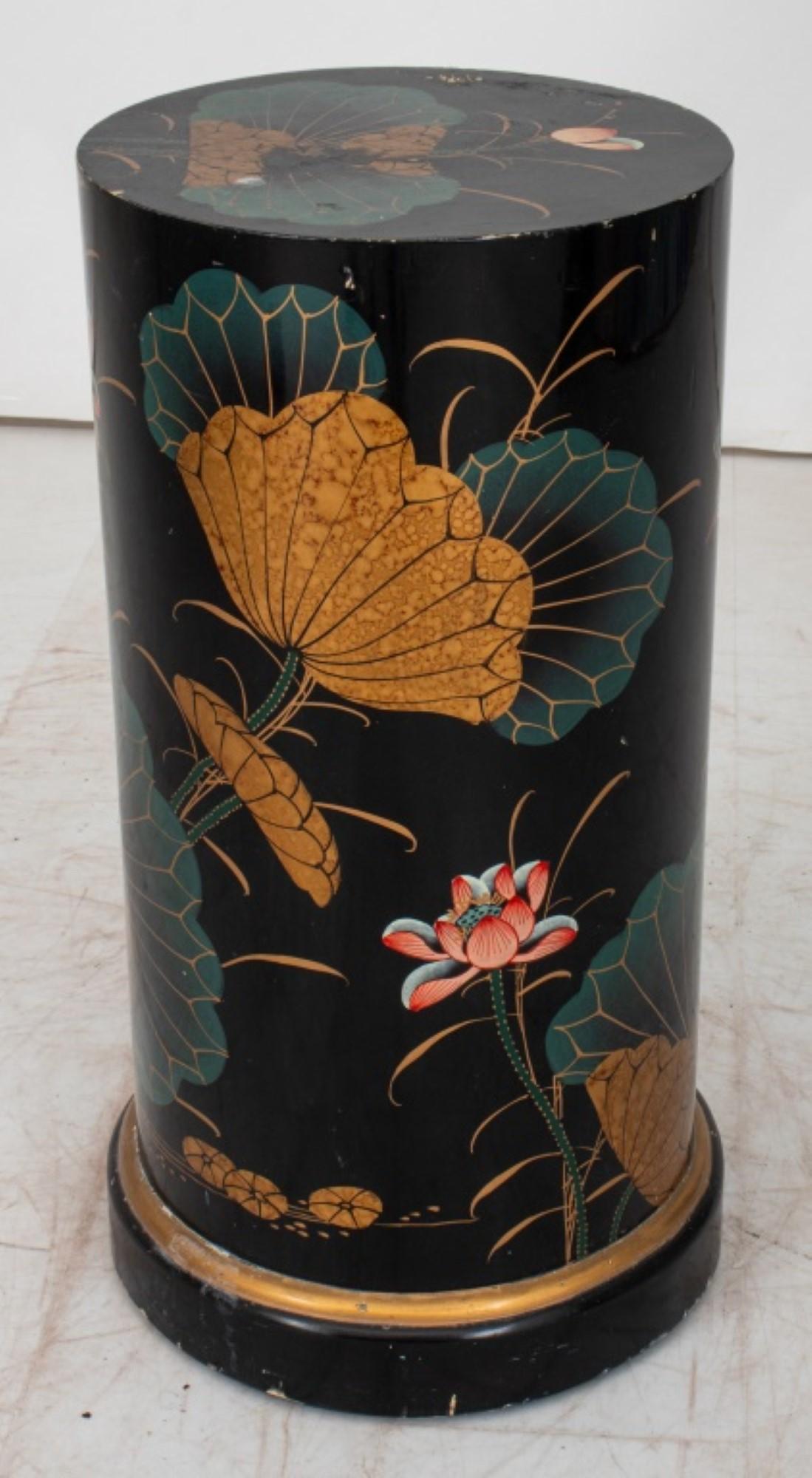 Chinoiserie Lacquered Wood Column Pedestal For Sale 2