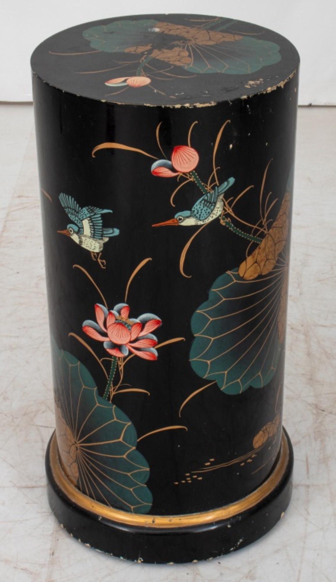 Chinoiserie Lacquered Wood Column Pedestal For Sale 3