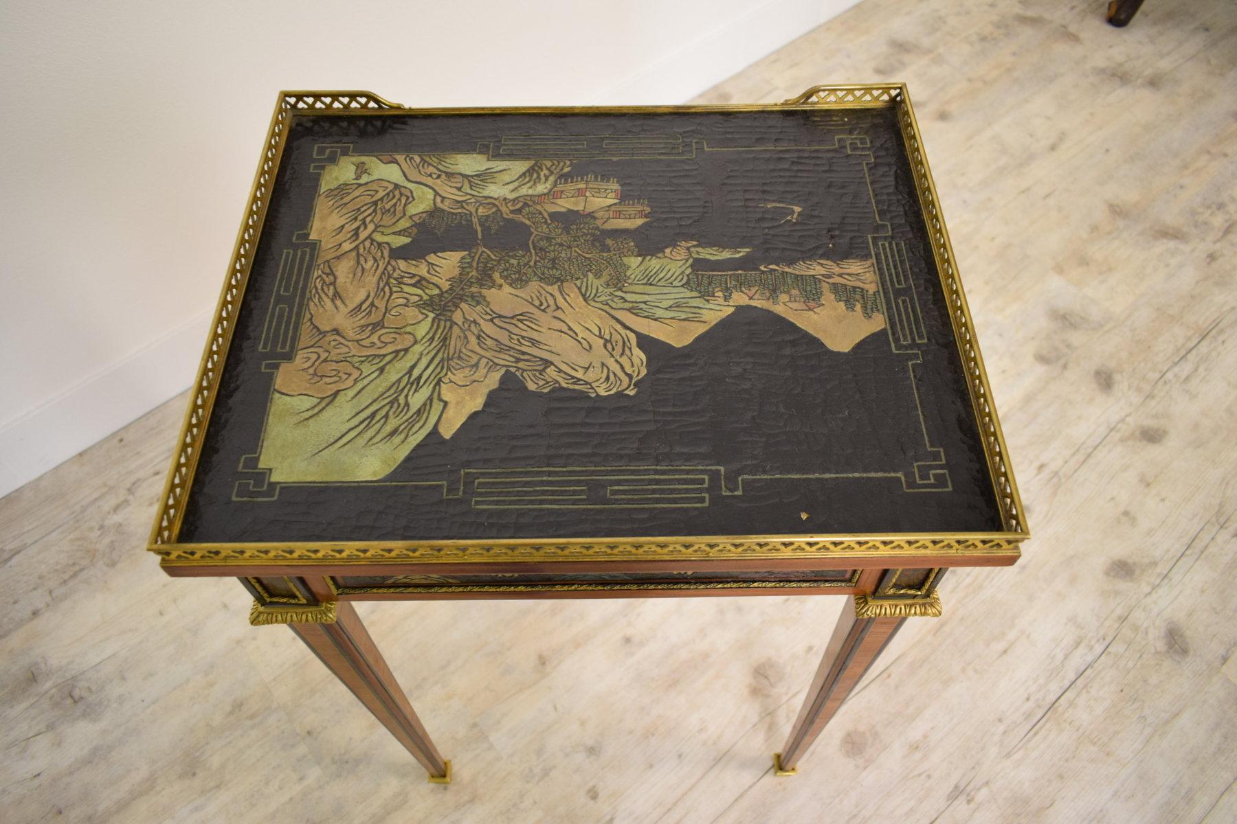 19th Century, French Chinoiserie Lacquered Wood Center Table For Sale 6