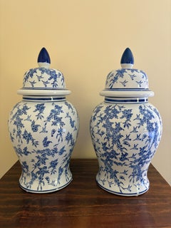 Chinoiserie Large Blue and White Porcelain Ginger Jars, Pair