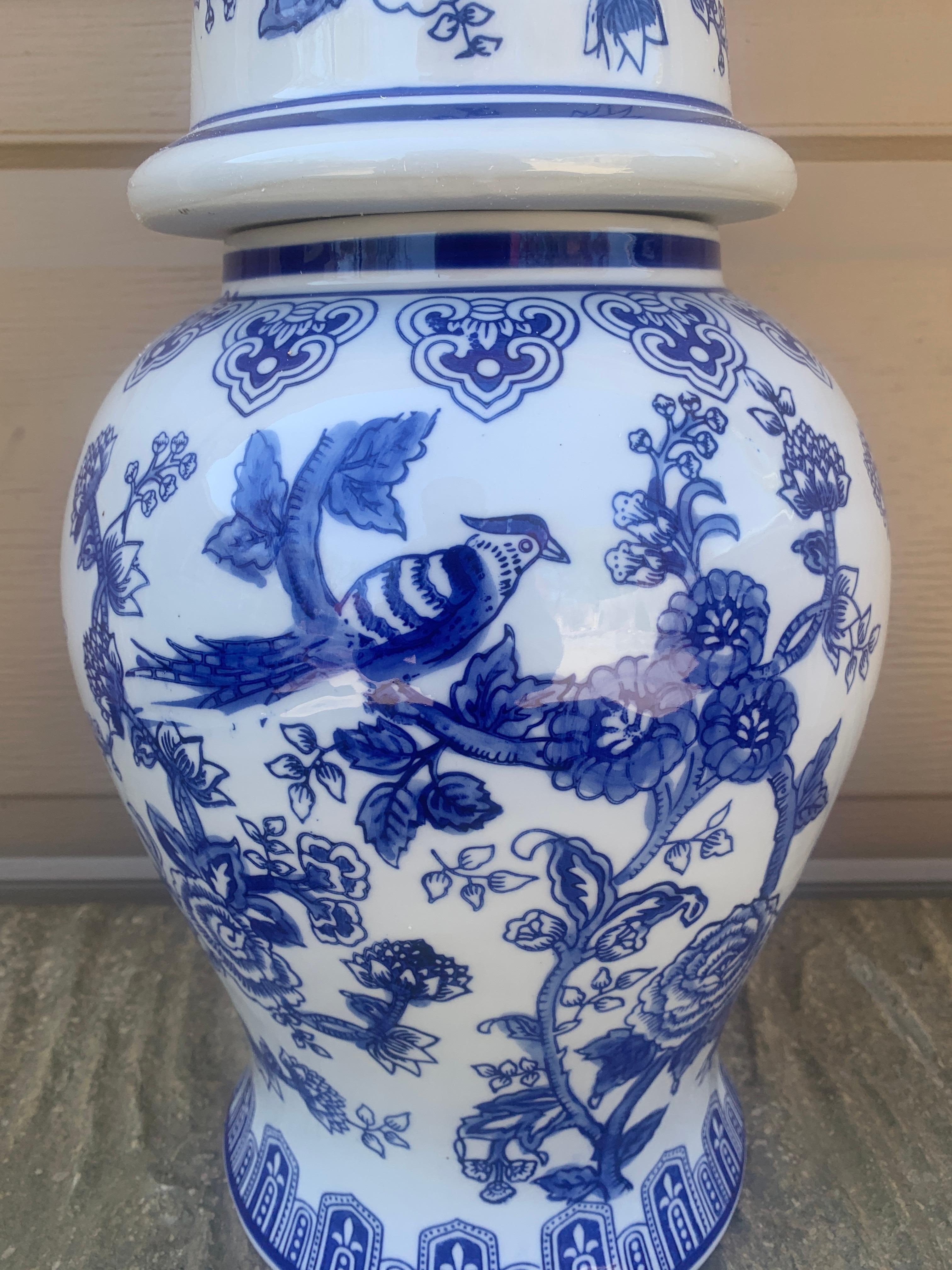 Chinoiserie Large Blue and White Porcelain Ginger Jars, Pair 4