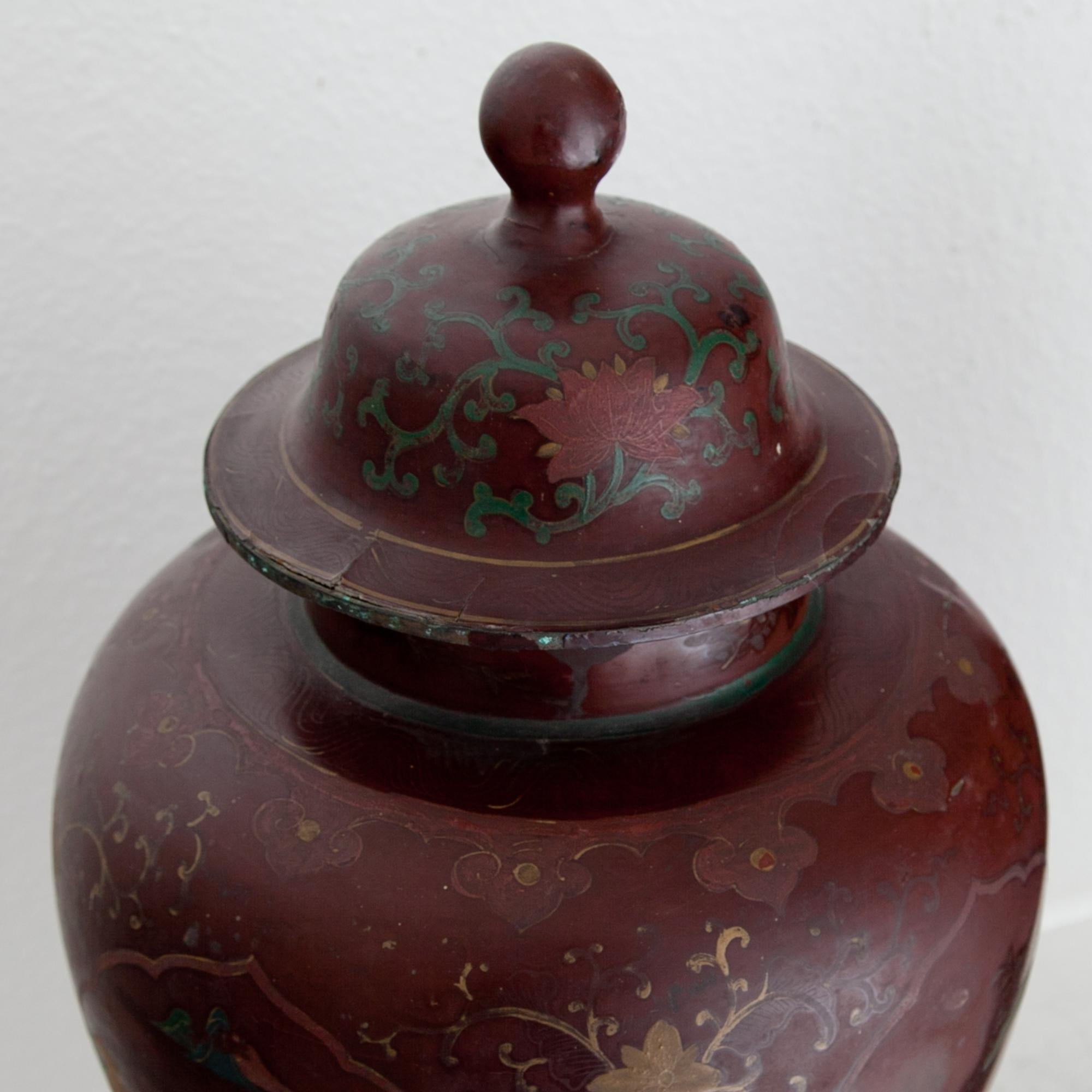 Chinoiserie Lidded Vases, Probably Berlin, Early 19th Century 9