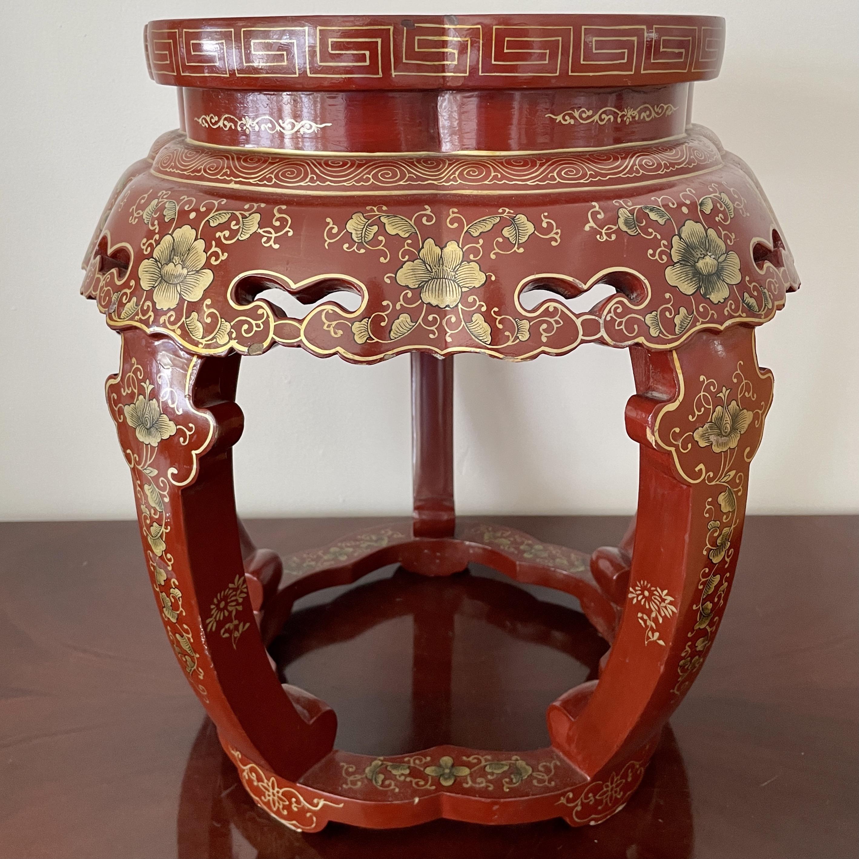 Chinoiserie Low Stool in Original Finish In Good Condition For Sale In Los Angeles, CA