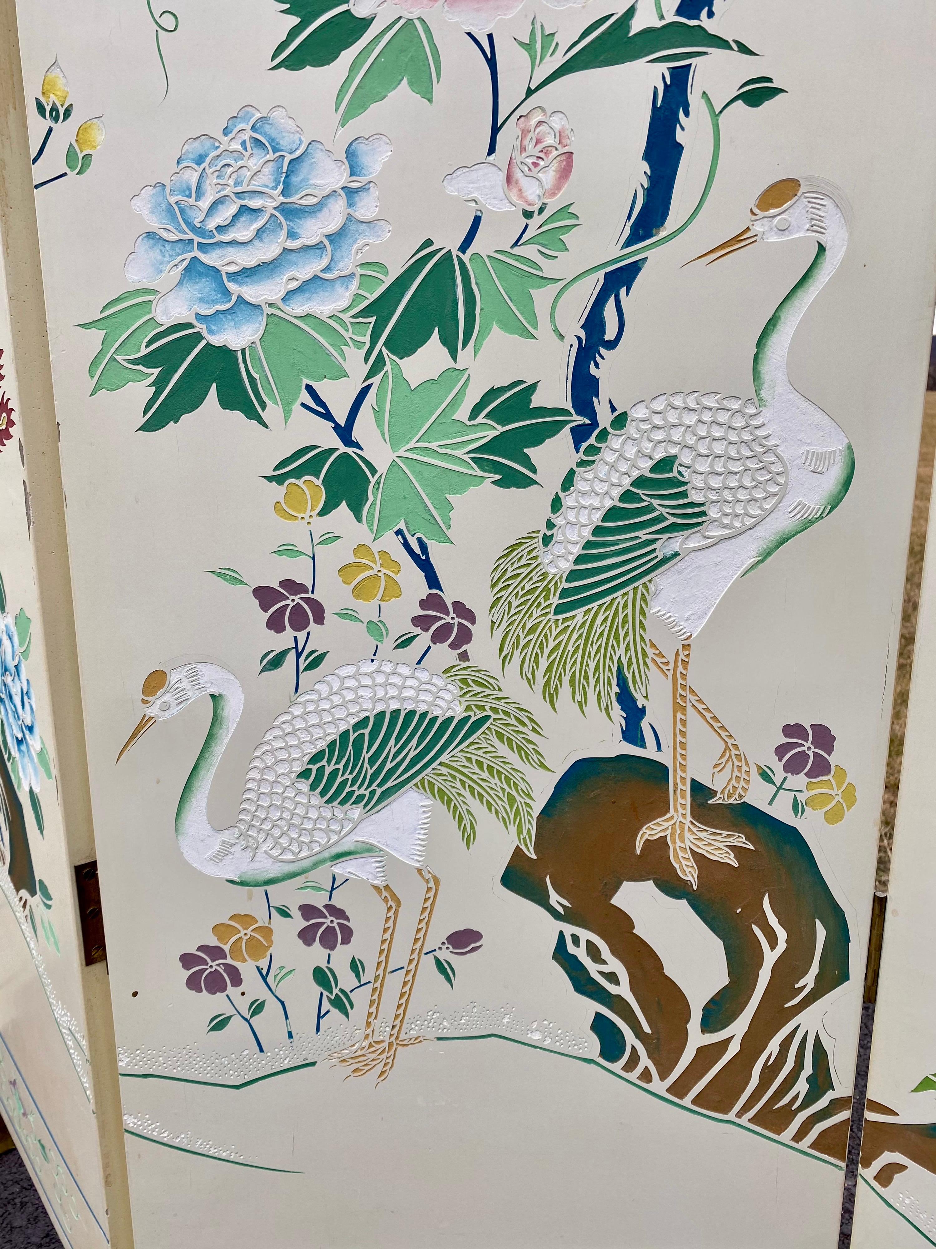 Chinoiserie Magnolia Tree of Life and Crane Bird Floor Screen Divider In Good Condition In Lambertville, NJ