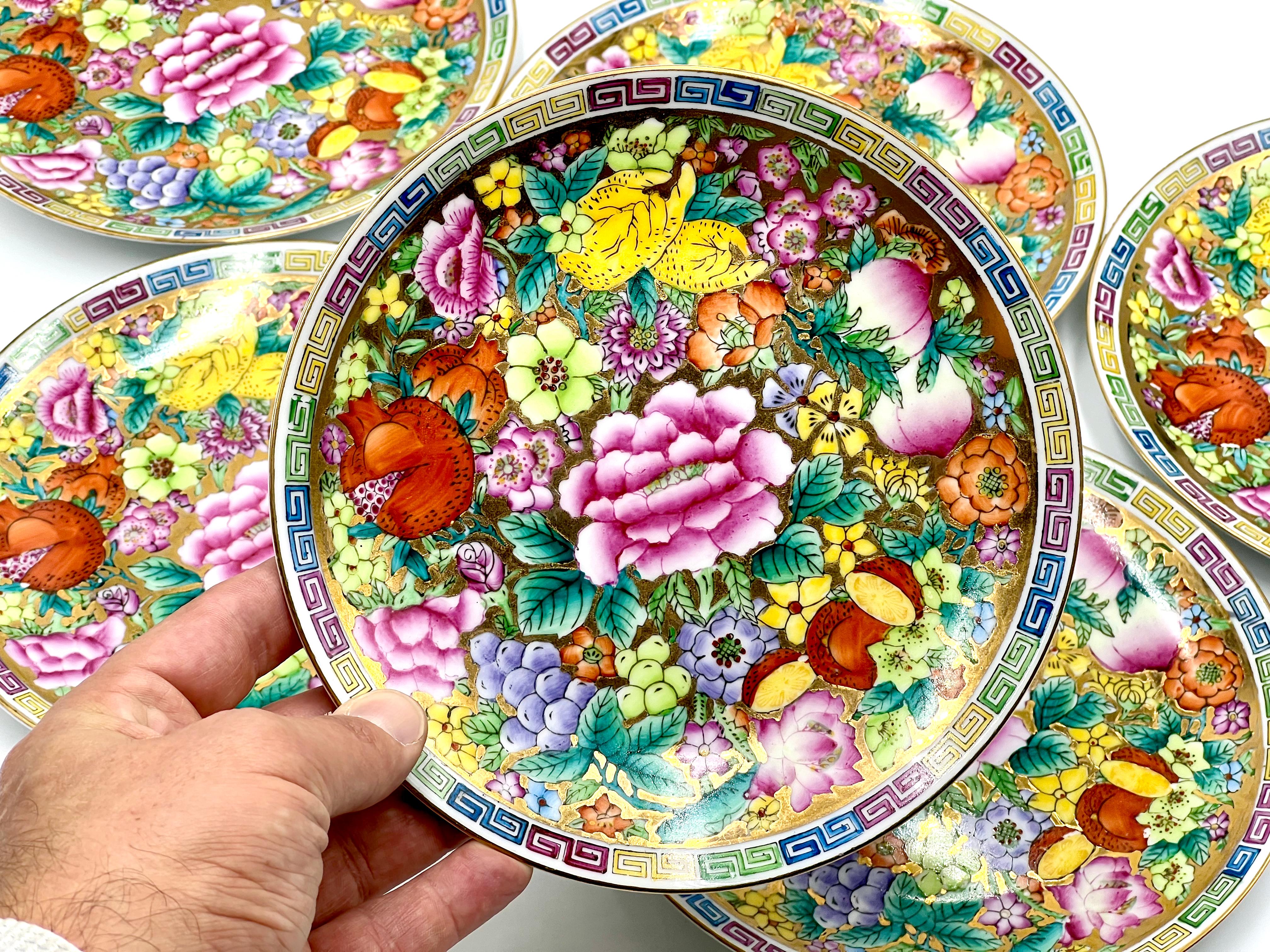 Chinoiserie 'Mille Fleur' 19 pieces, Tea Set for Six - Vintage 1960s For Sale 7