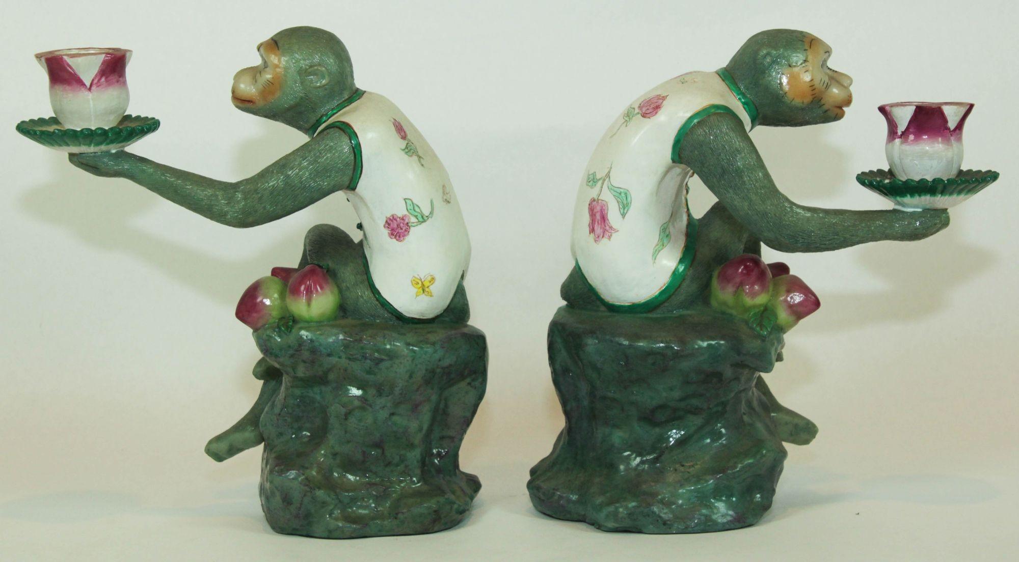 Sconosciuto Scimmia Chinoiserie Figurina Portacandele in resina Verde e Rosa a Coppia in vendita