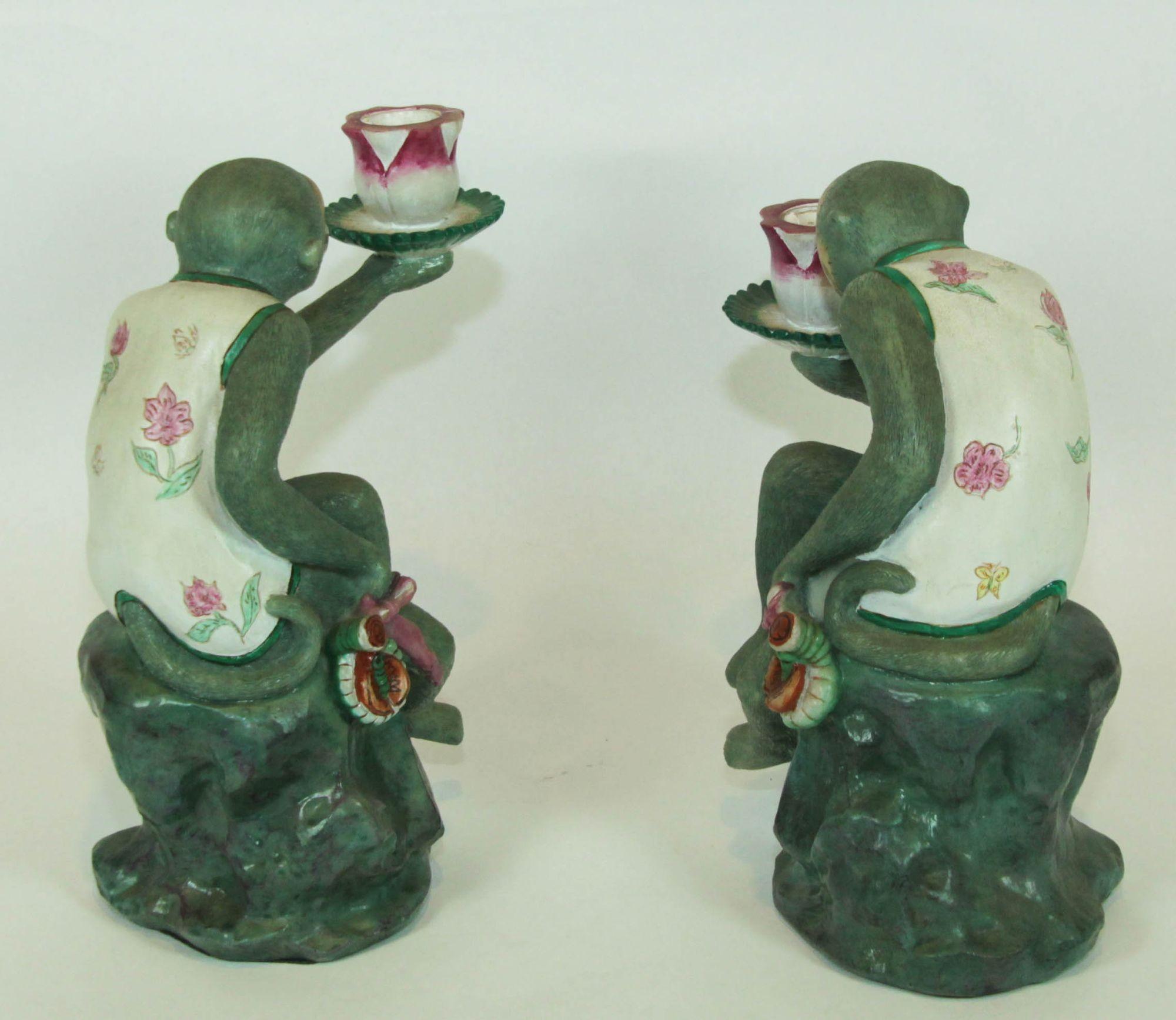 Scimmia Chinoiserie Figurina Portacandele in resina Verde e Rosa a Coppia In condizioni buone in vendita a North Hollywood, CA