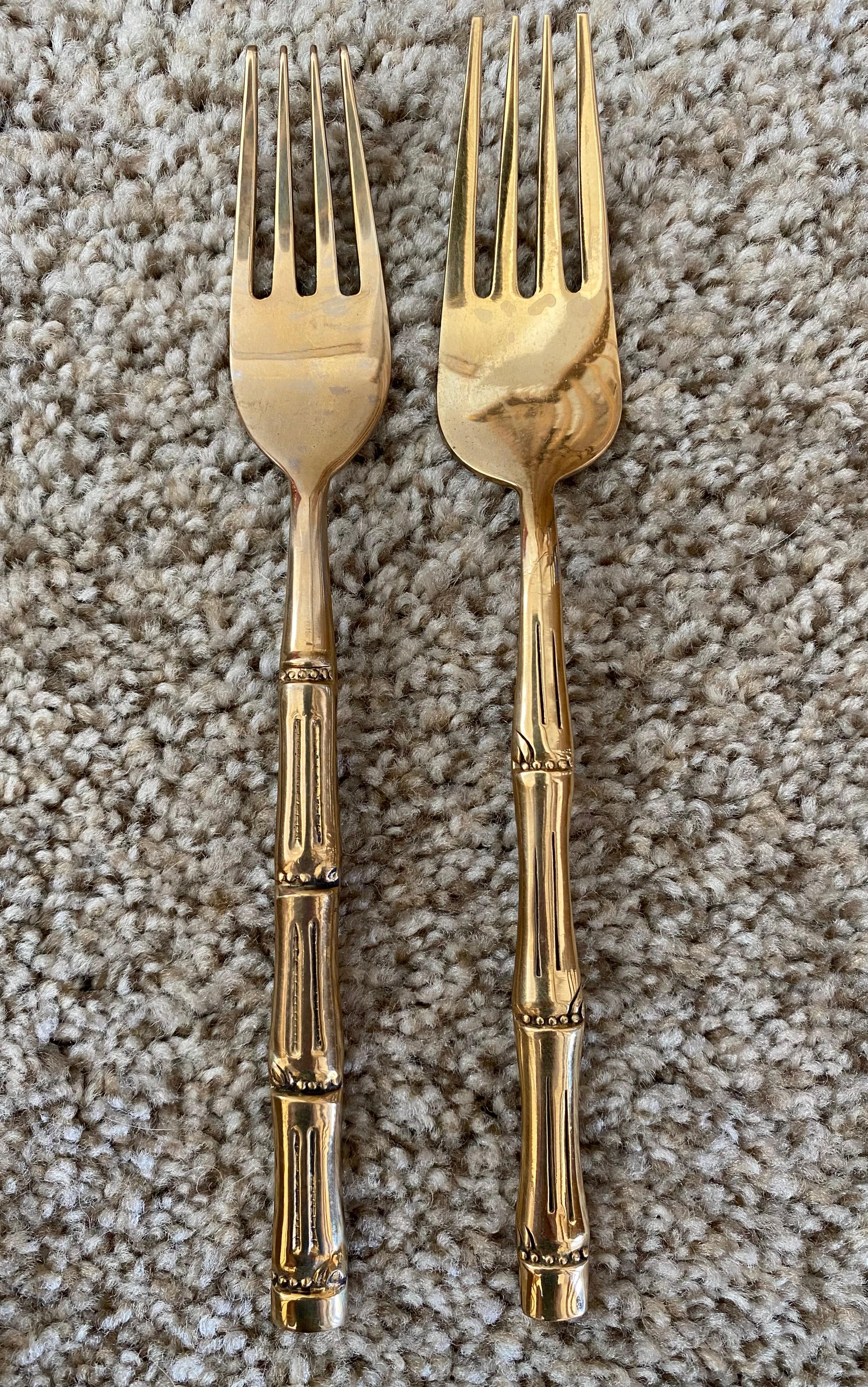 Chinoiserie Nickel Bronze Faux Bamboo Flatware Set (144 Pieces) For Sale 9
