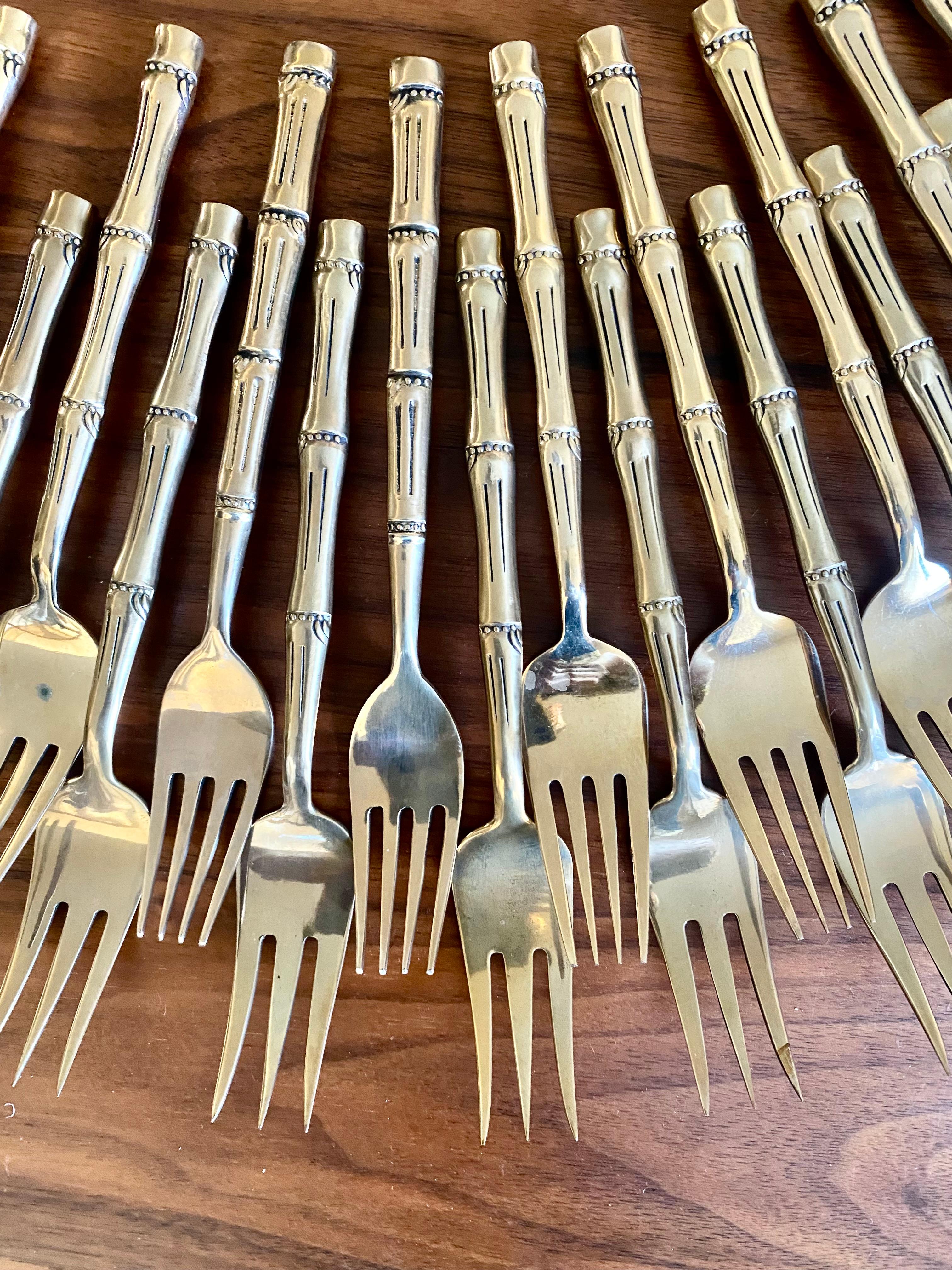 Chinoiserie Nickel Bronze Faux Bamboo Flatware Set (144 Pieces) In Good Condition For Sale In Round Top, TX
