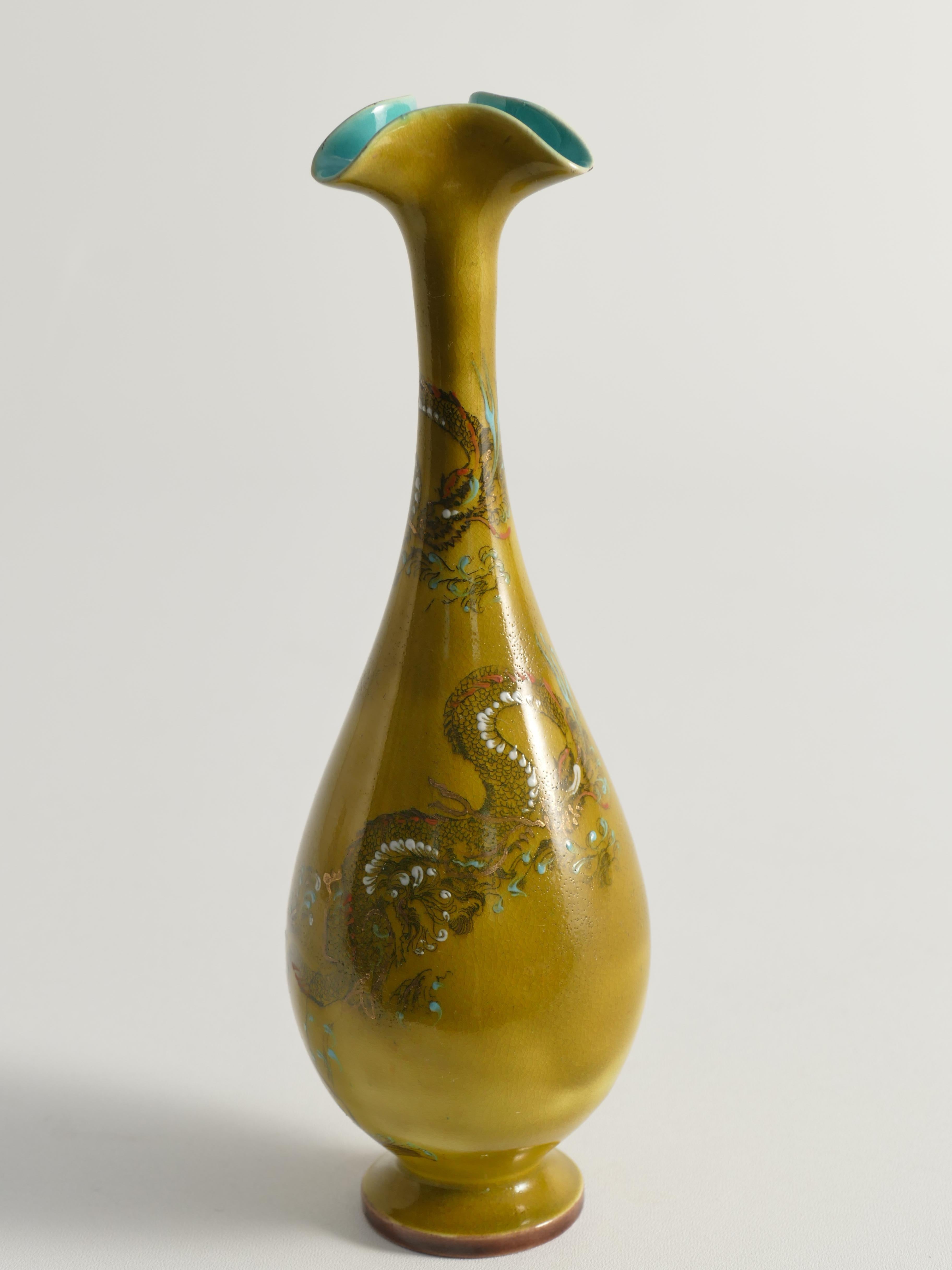 Chinoiserie Ochre Yellow Dragon Vase by Lambeth Doulton Faience, England 1880s For Sale 3