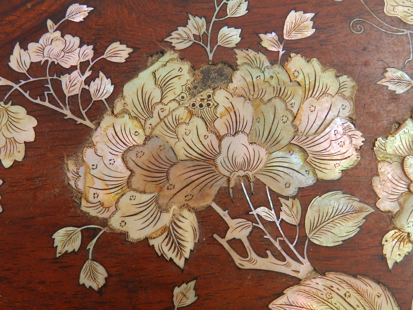 French Chinoiserie Oval Tray Wood Inlaid Butterflies Flowers late 19th Century